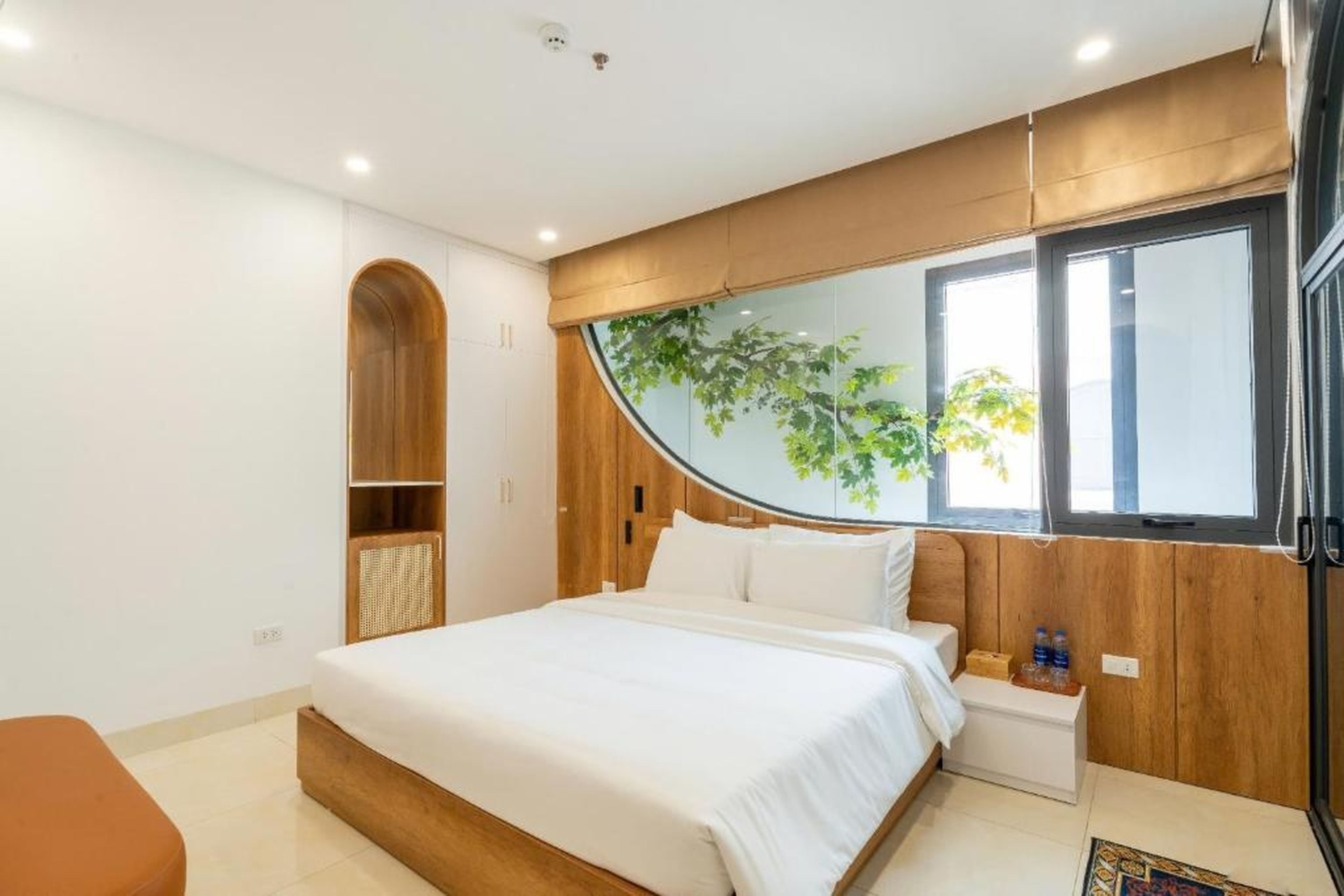 Azure Bay Hotel - Hình 5