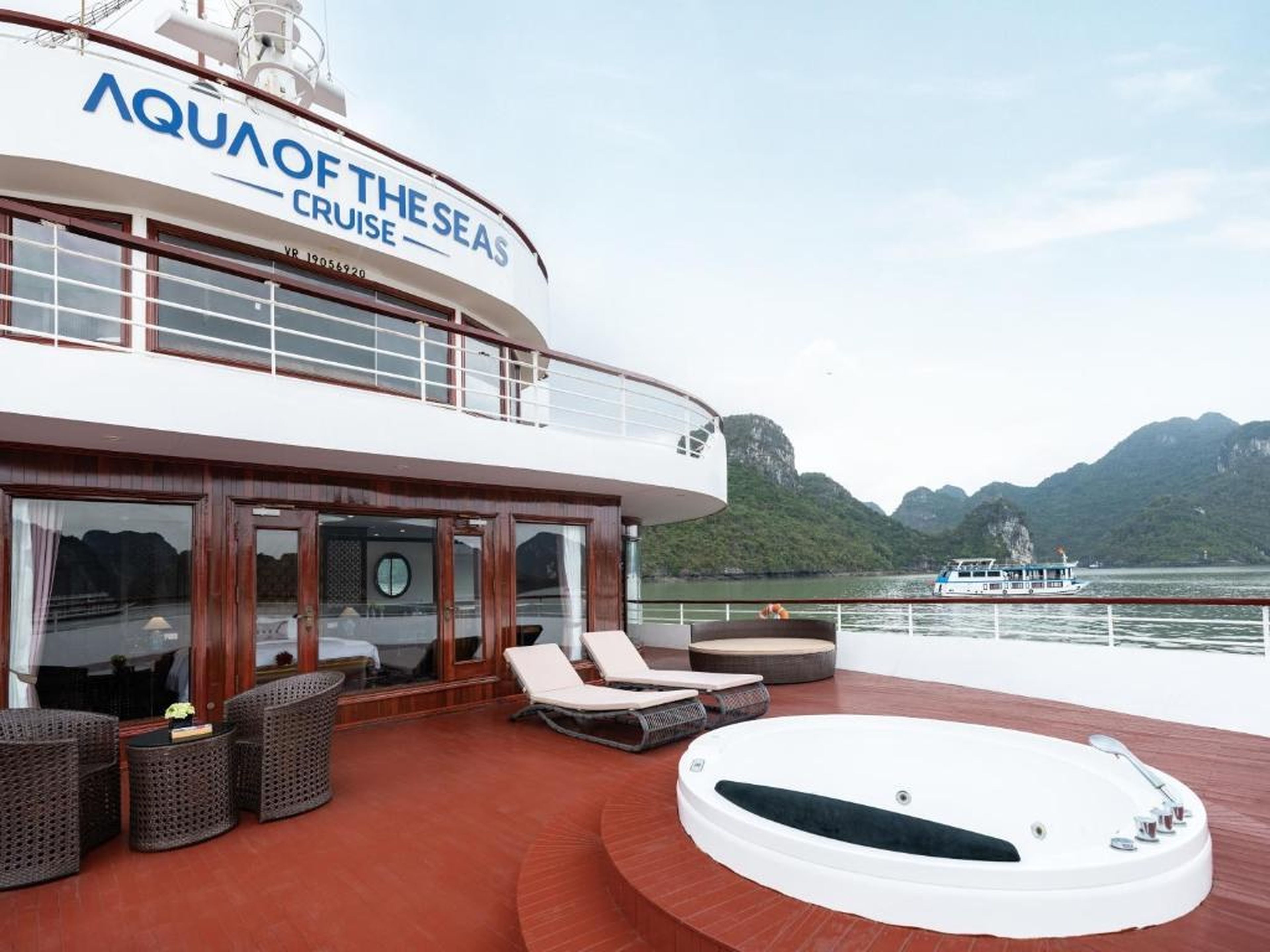 Aqua Cruise Lan Ha Bay - Hình 43