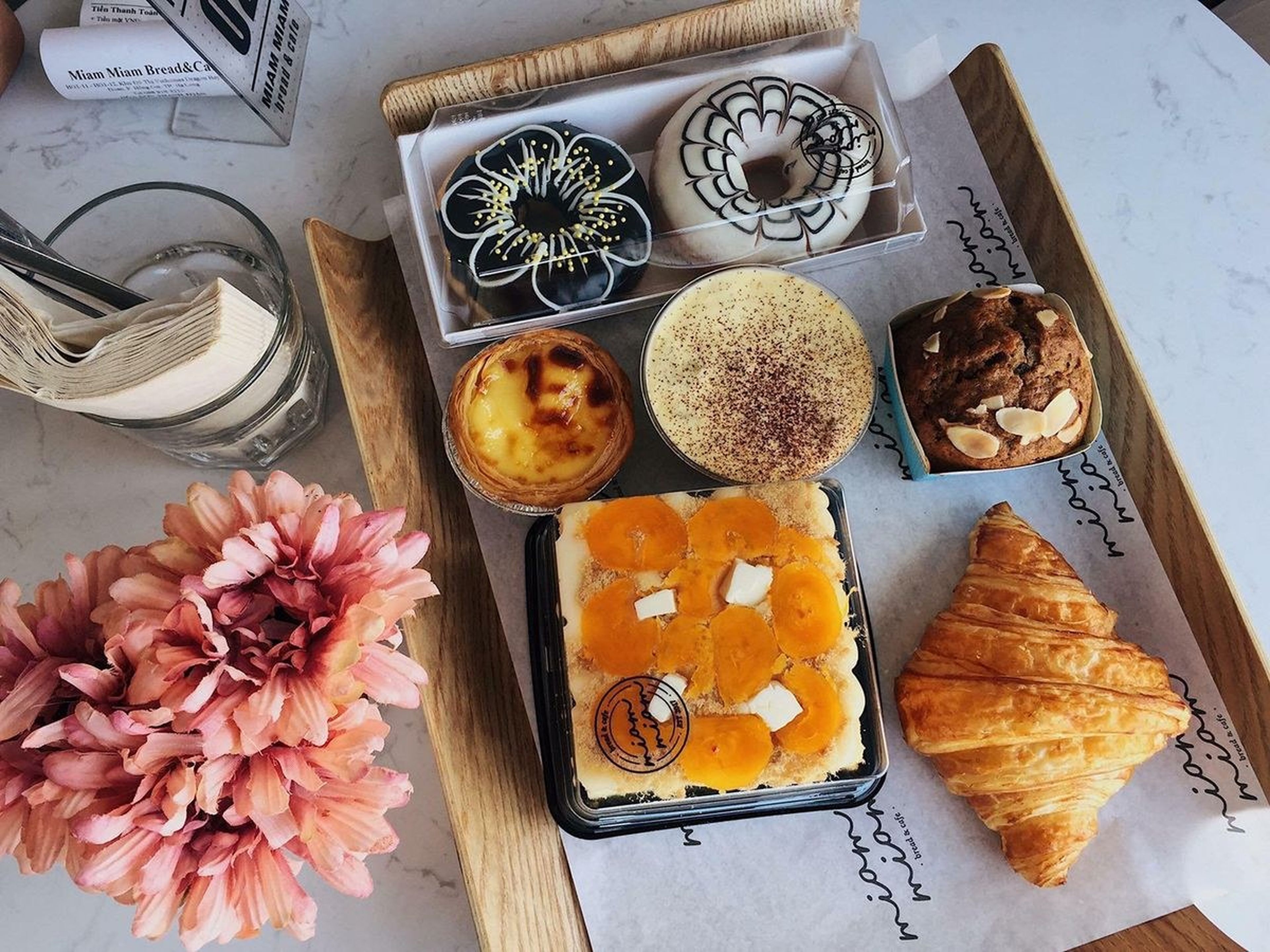 Miam Miam Bread & Cafe - Tiệm bánh trà mộng mơ - Hình 12