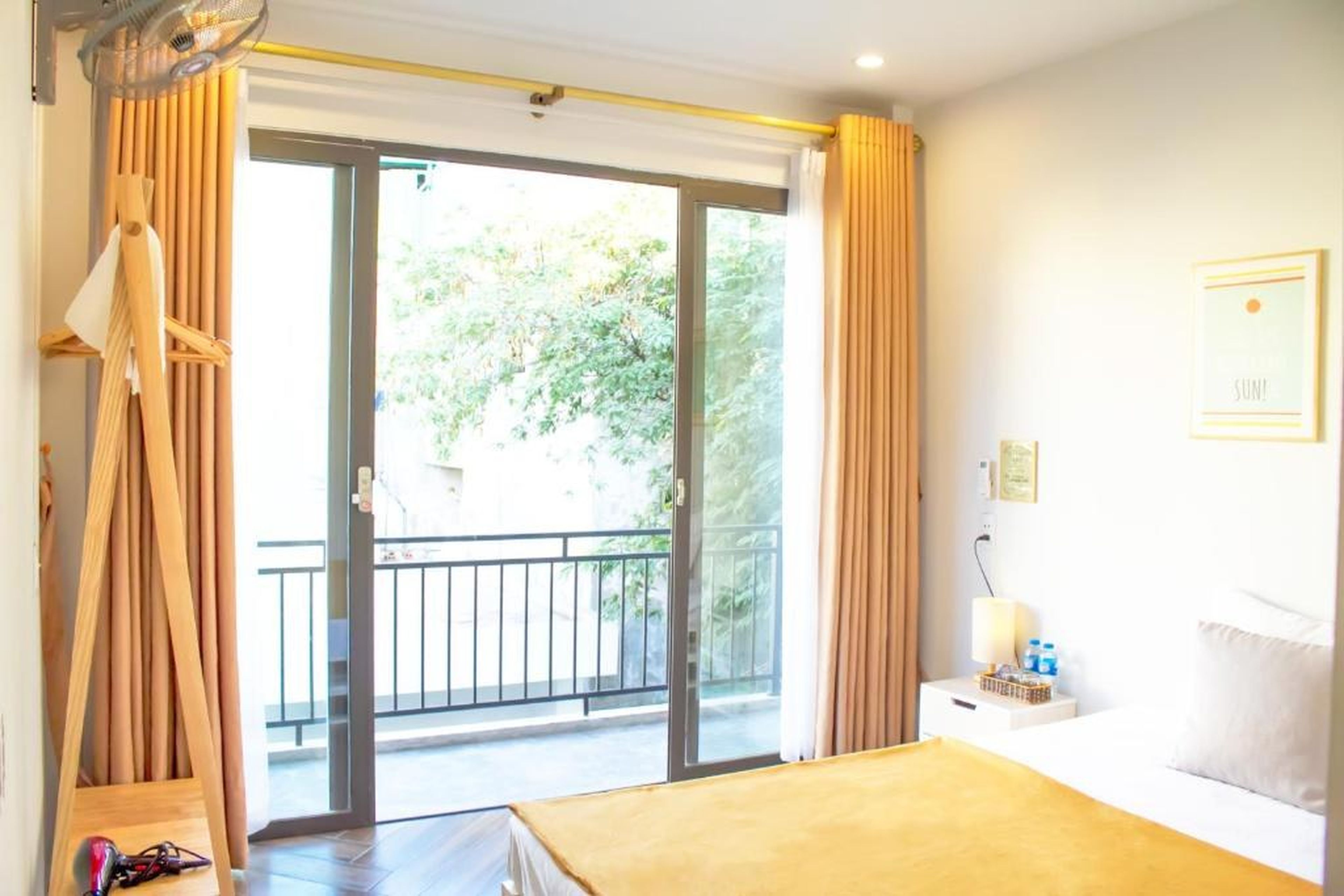 The Bay - Ha Long Homestay - Hình 23