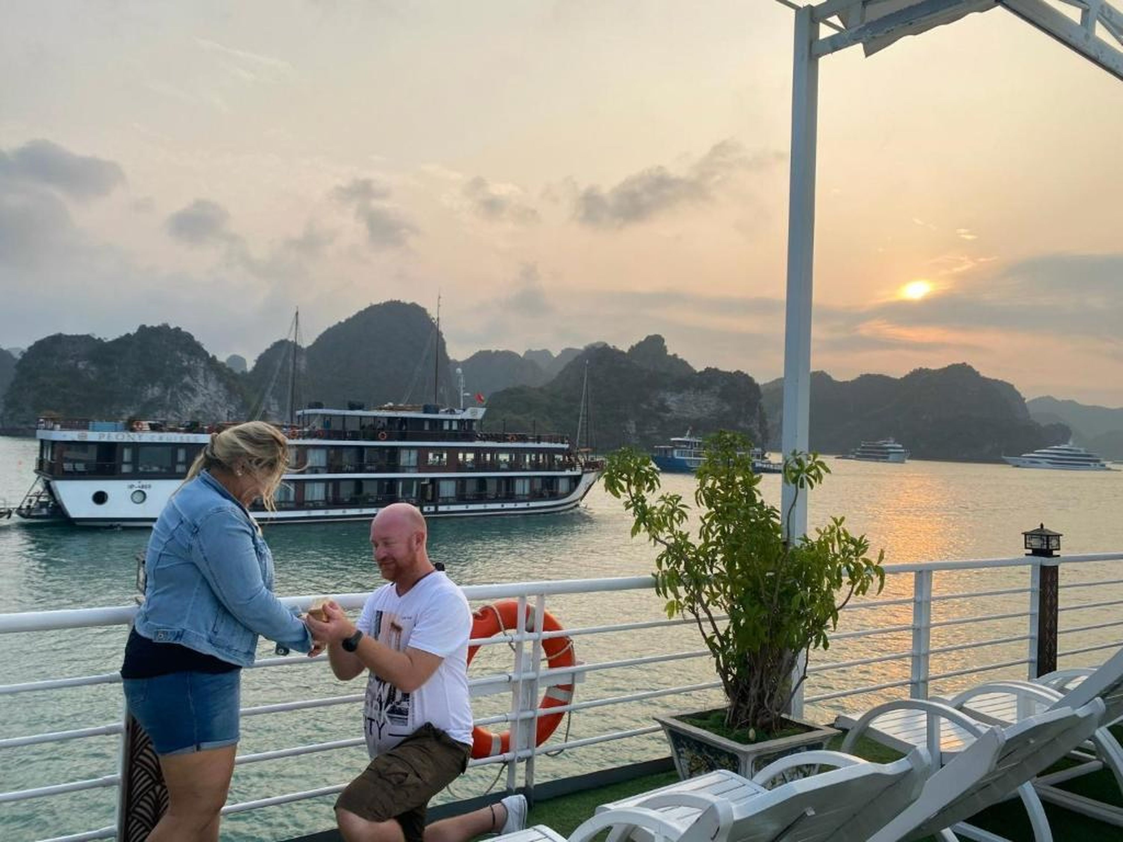 Halong Sapphire Cruises - Hình 38