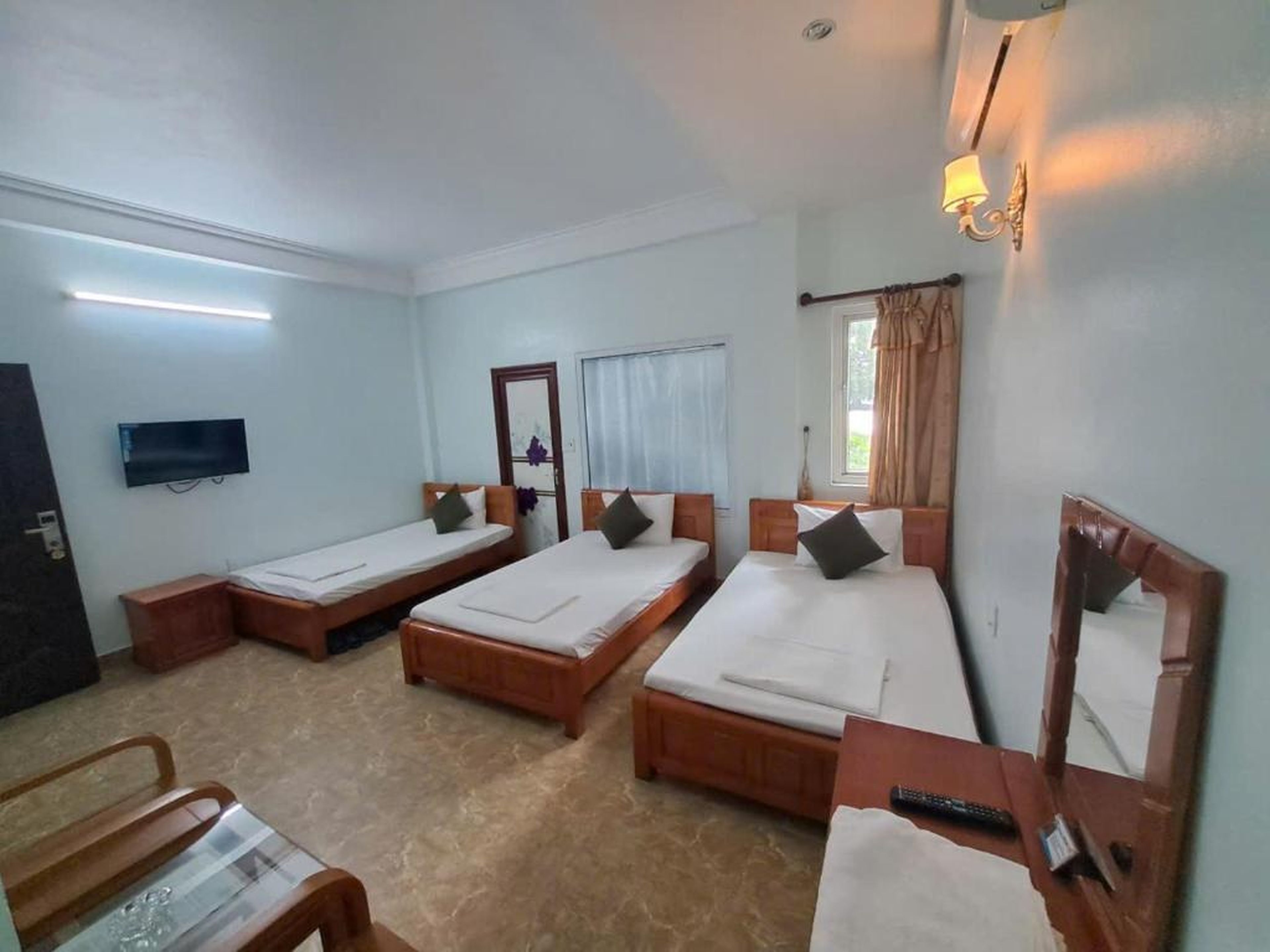 Hoang Yen Guesthouse - Hình 22
