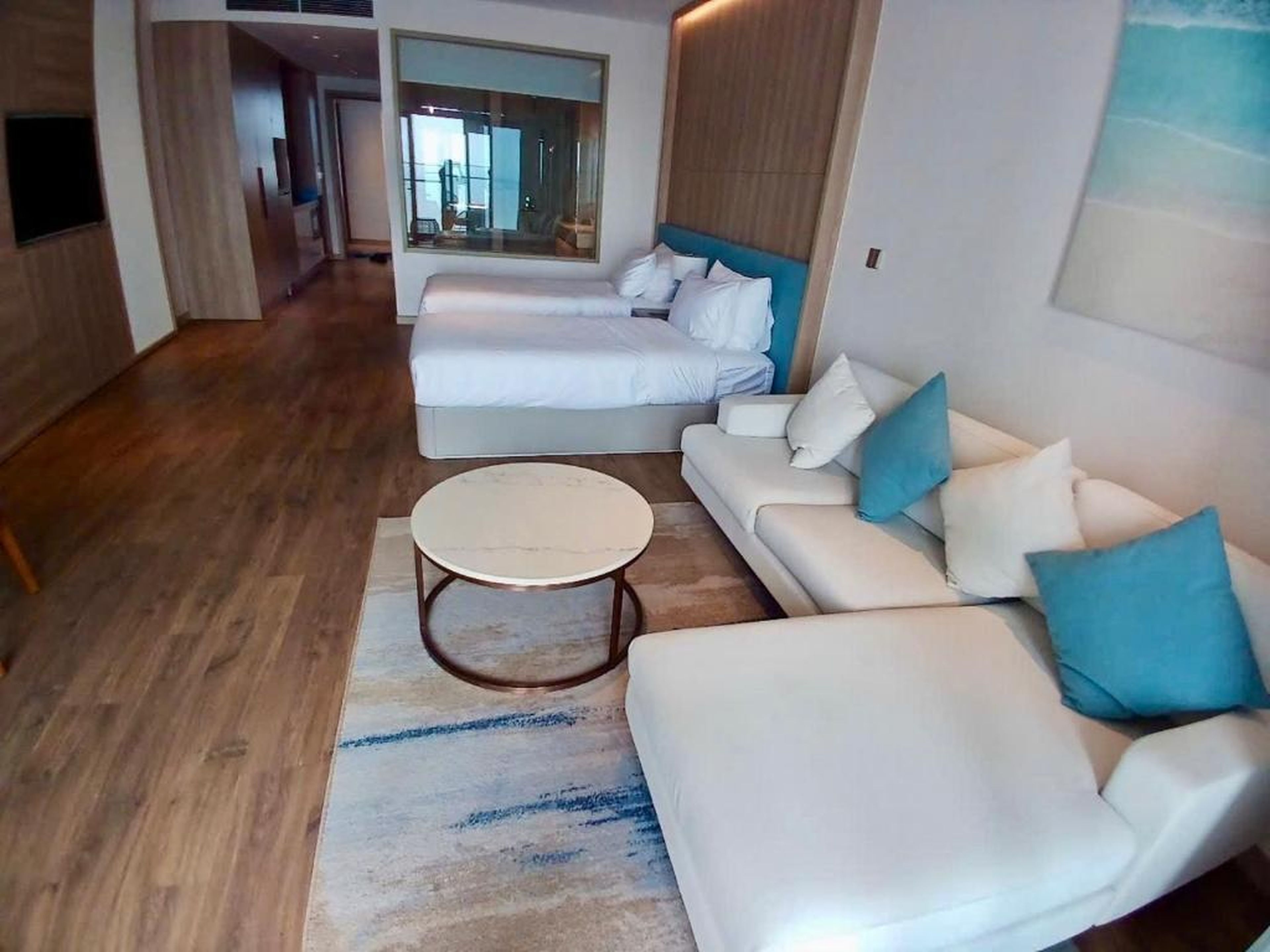 A La Carte Hạ Long Homestay view Biển - Hình 5