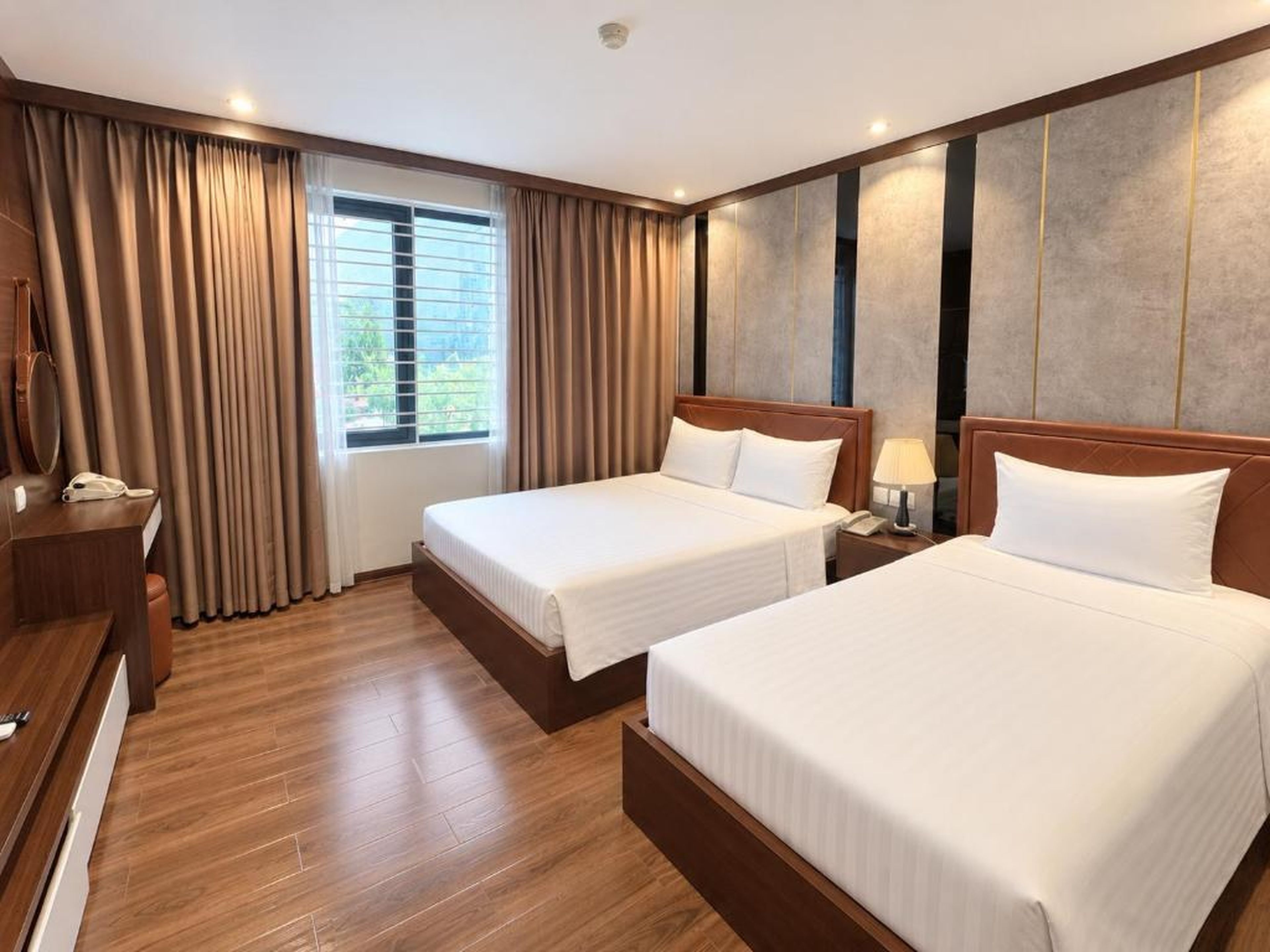 Hieu Thao Hotel Ha Long - Hình 48