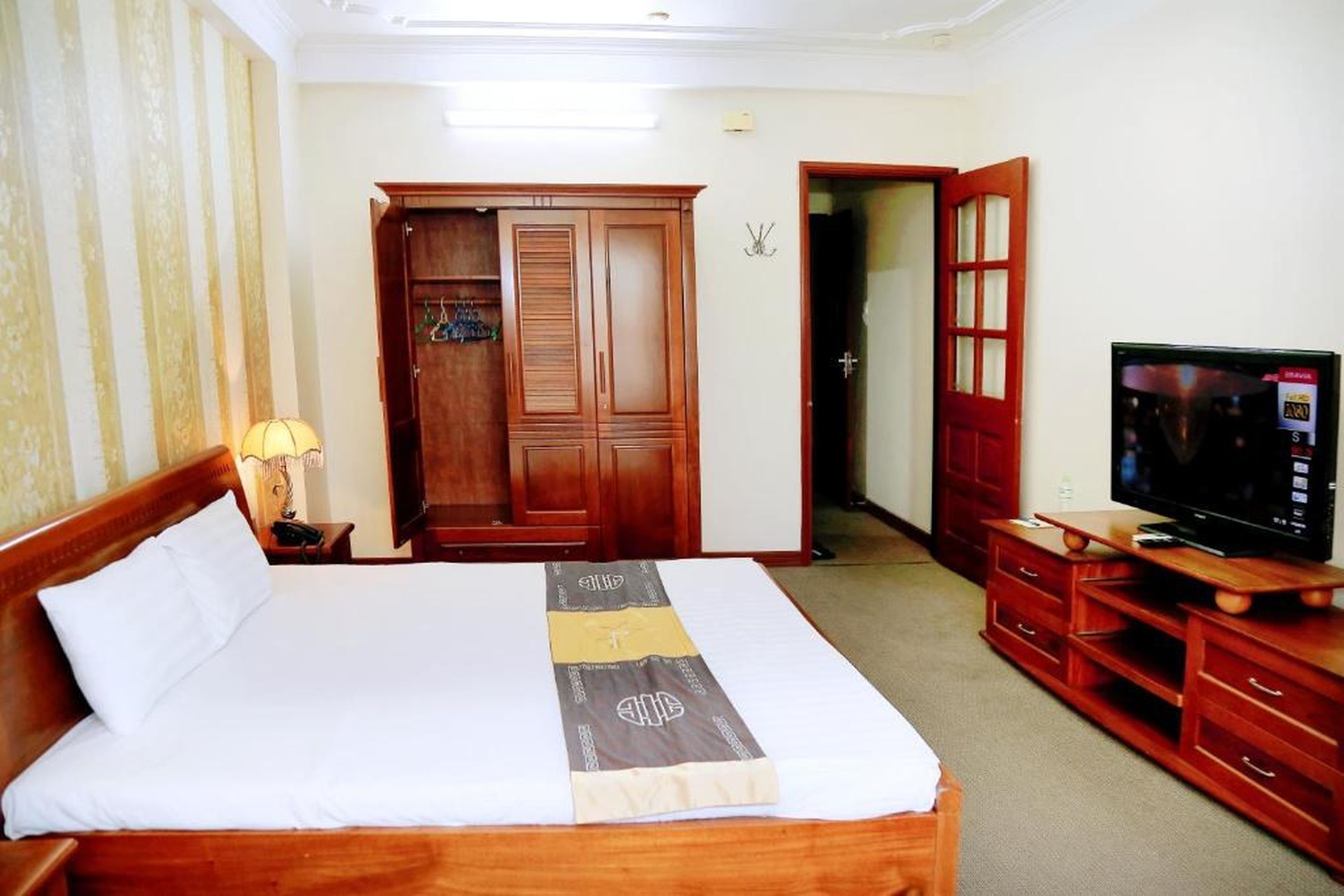 Retro Homestay Hạ Long - Hình 2