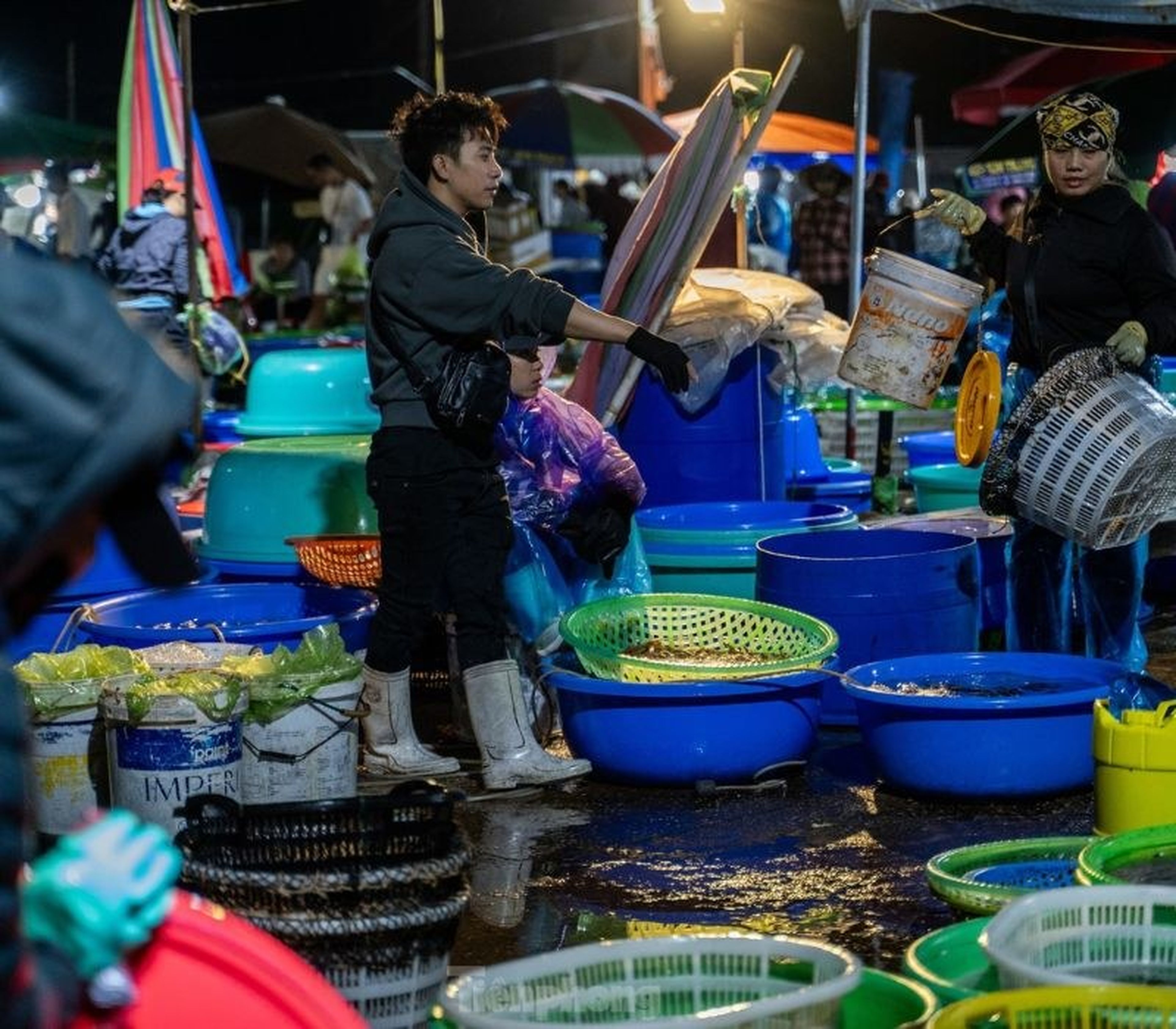 Cung đường bao biển Trần Quốc Nghiễn triệu đô đẹp nhất Hạ Long có gì? - Hình 6