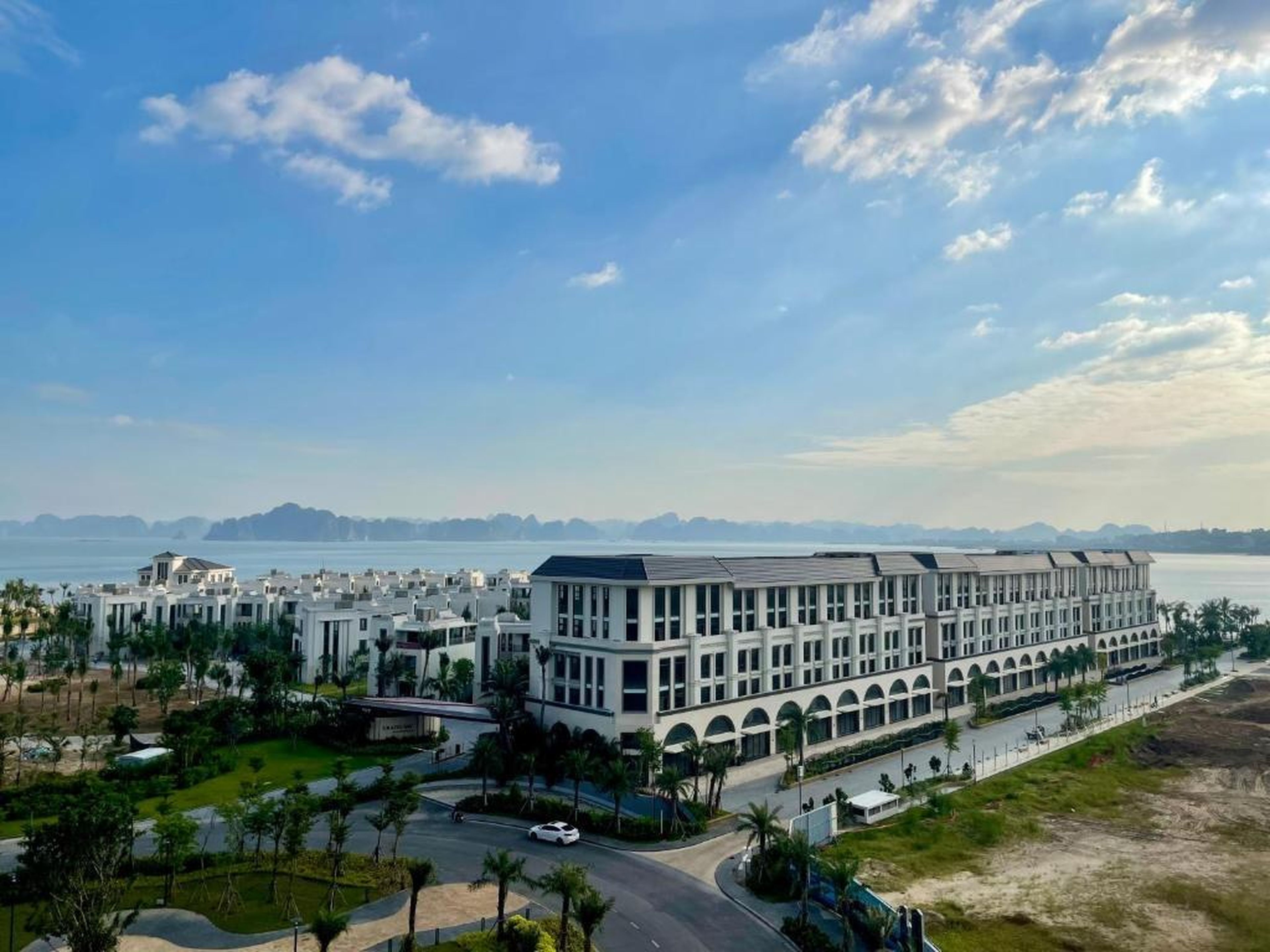 Marina Suite Residence Halong - Hình 48