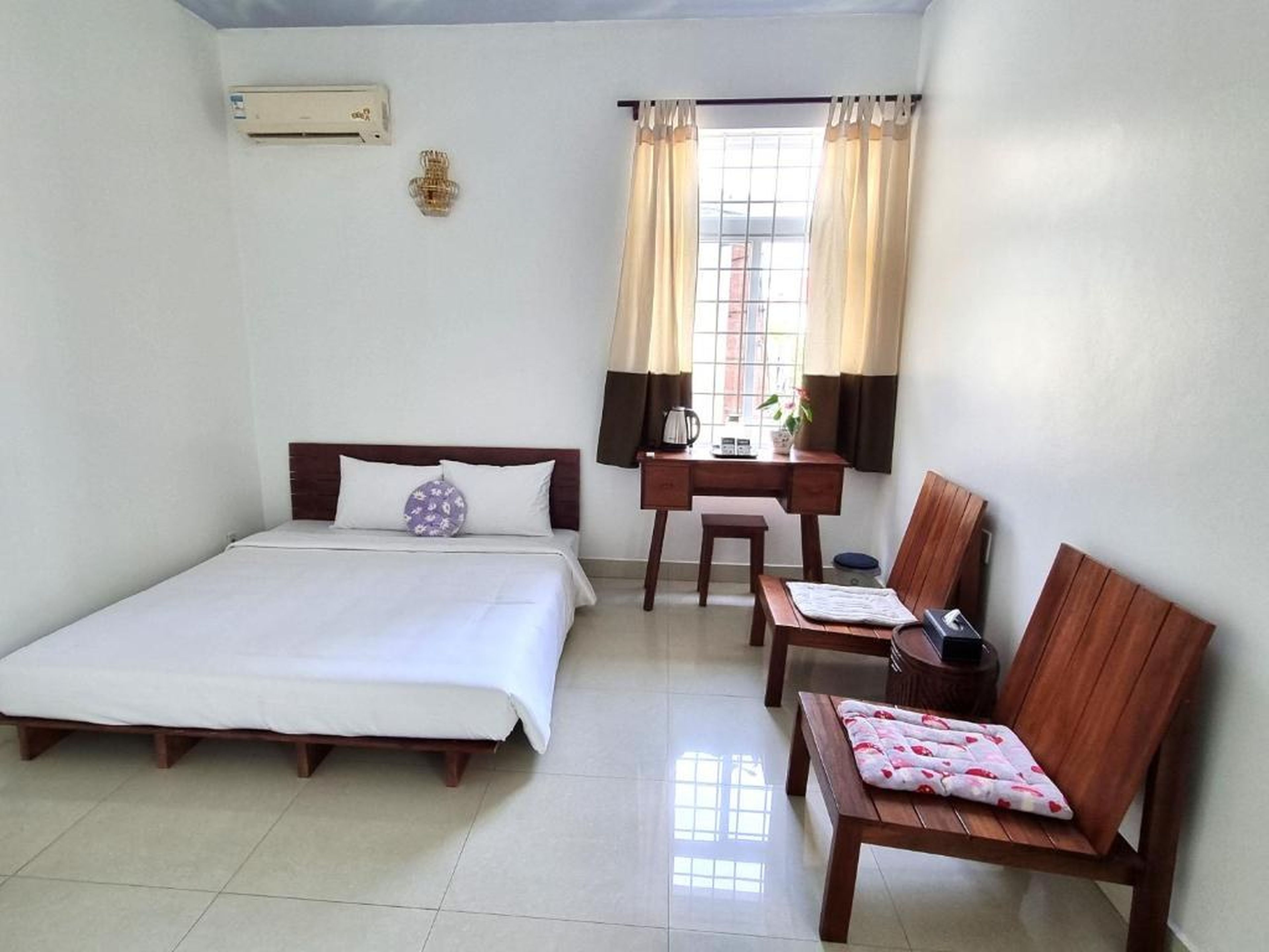 Top Hill Halong Homestay - Hình 48