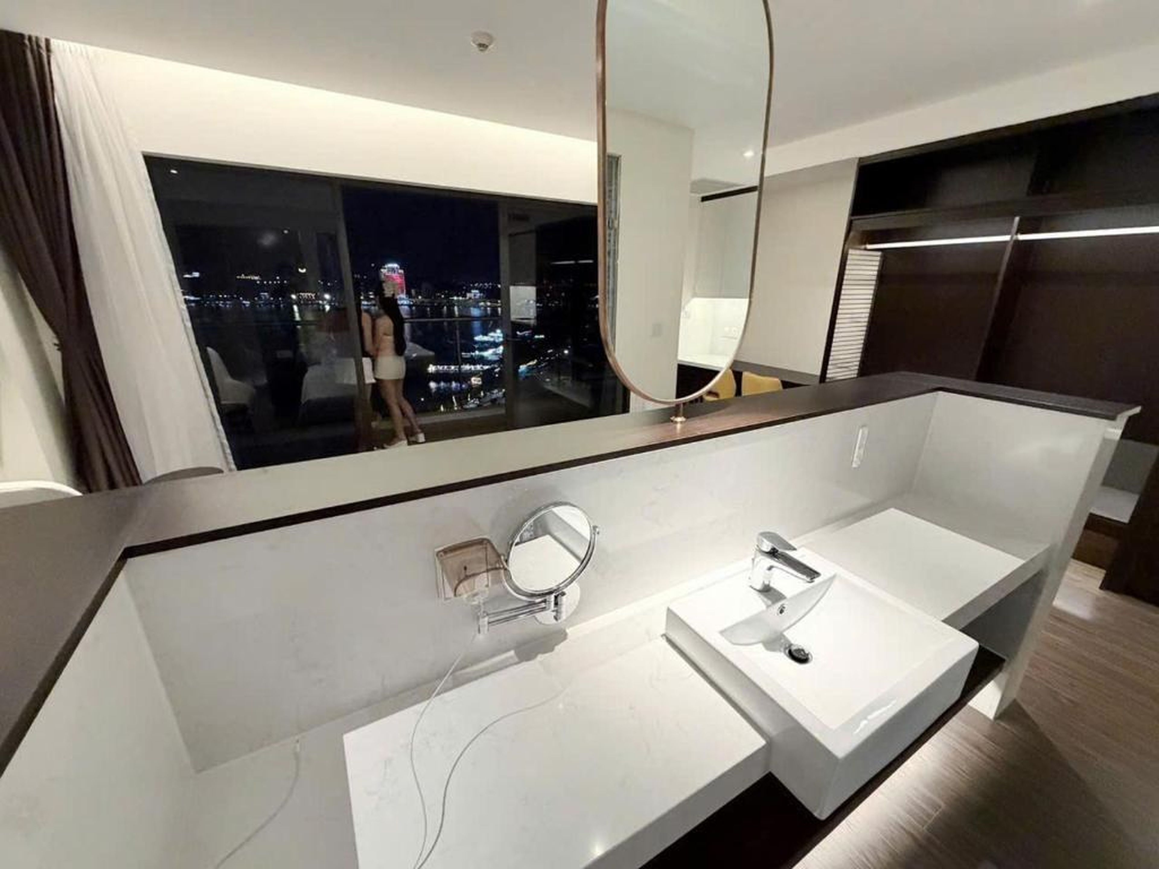 Homestay Sapphire S2 Ha Long - Sea View - Hình 4