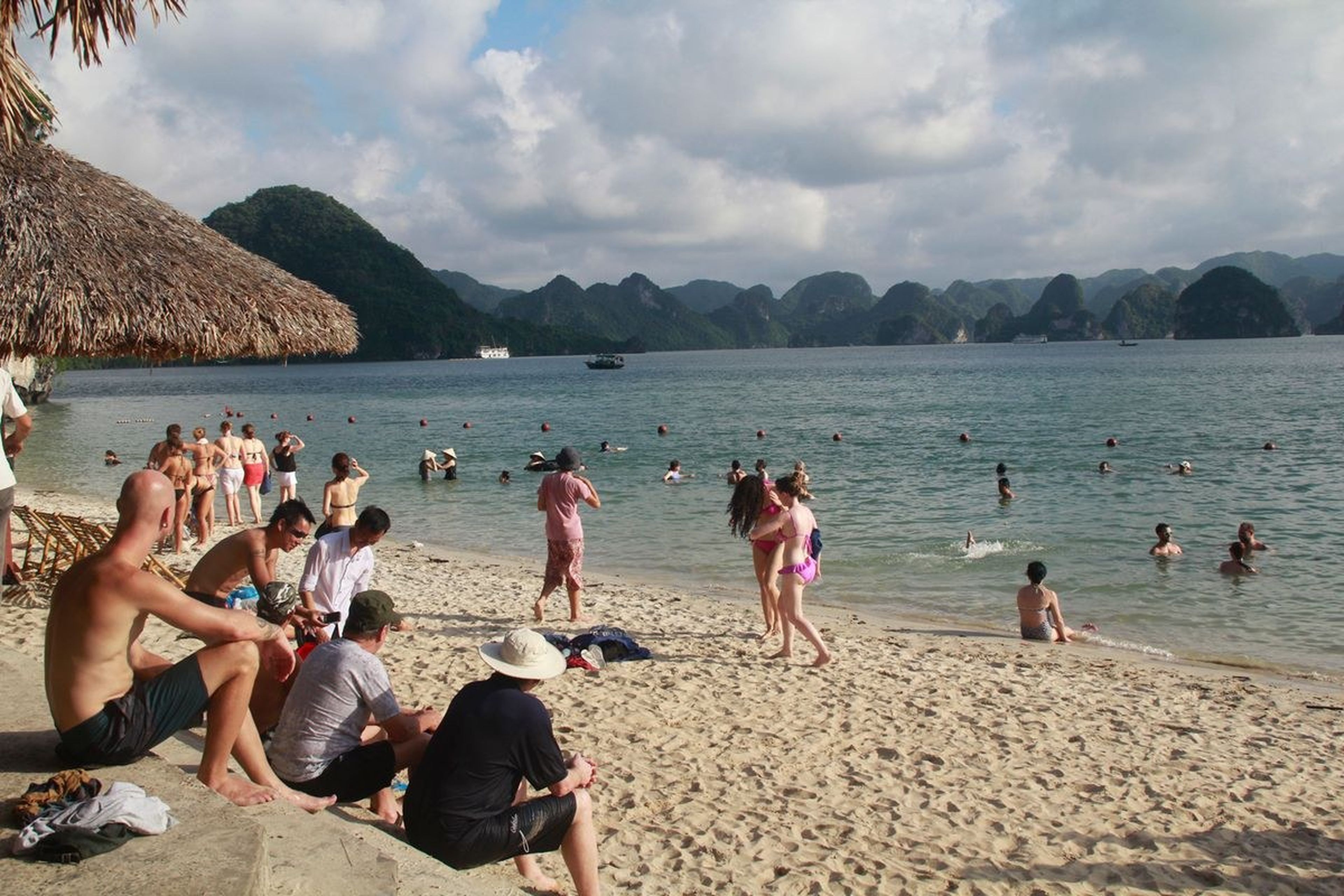 Đảo Soi Sim - Khám phá vẻ đẹp hoang vu giữa lòng Di sản vịnh Hạ Long - Hình 7