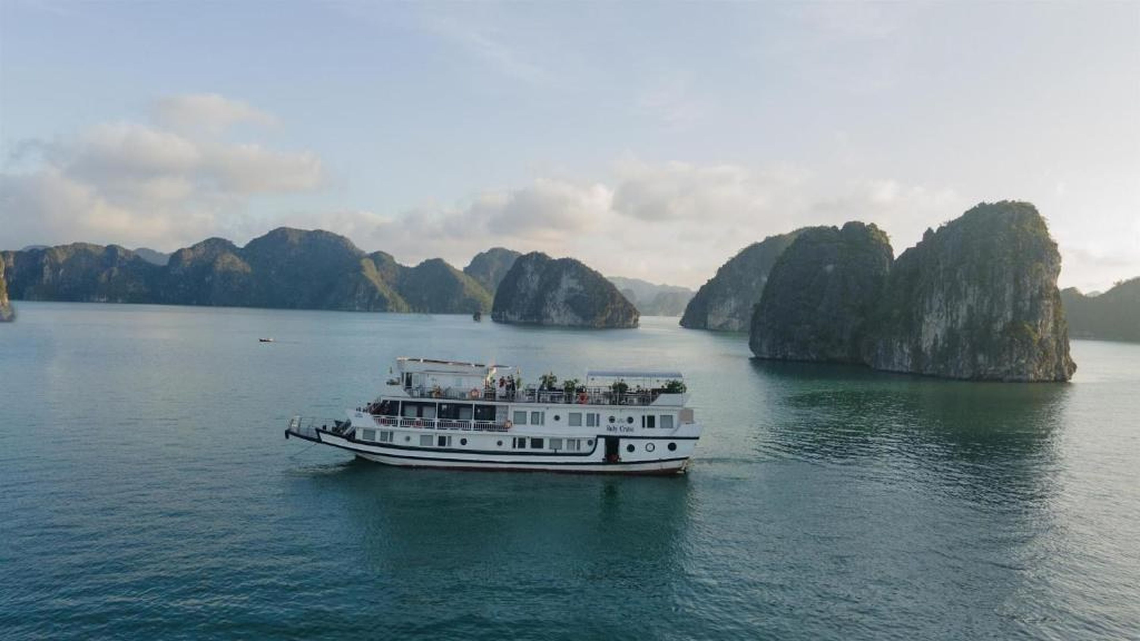 Ruby Premium Cruise - Hình 36