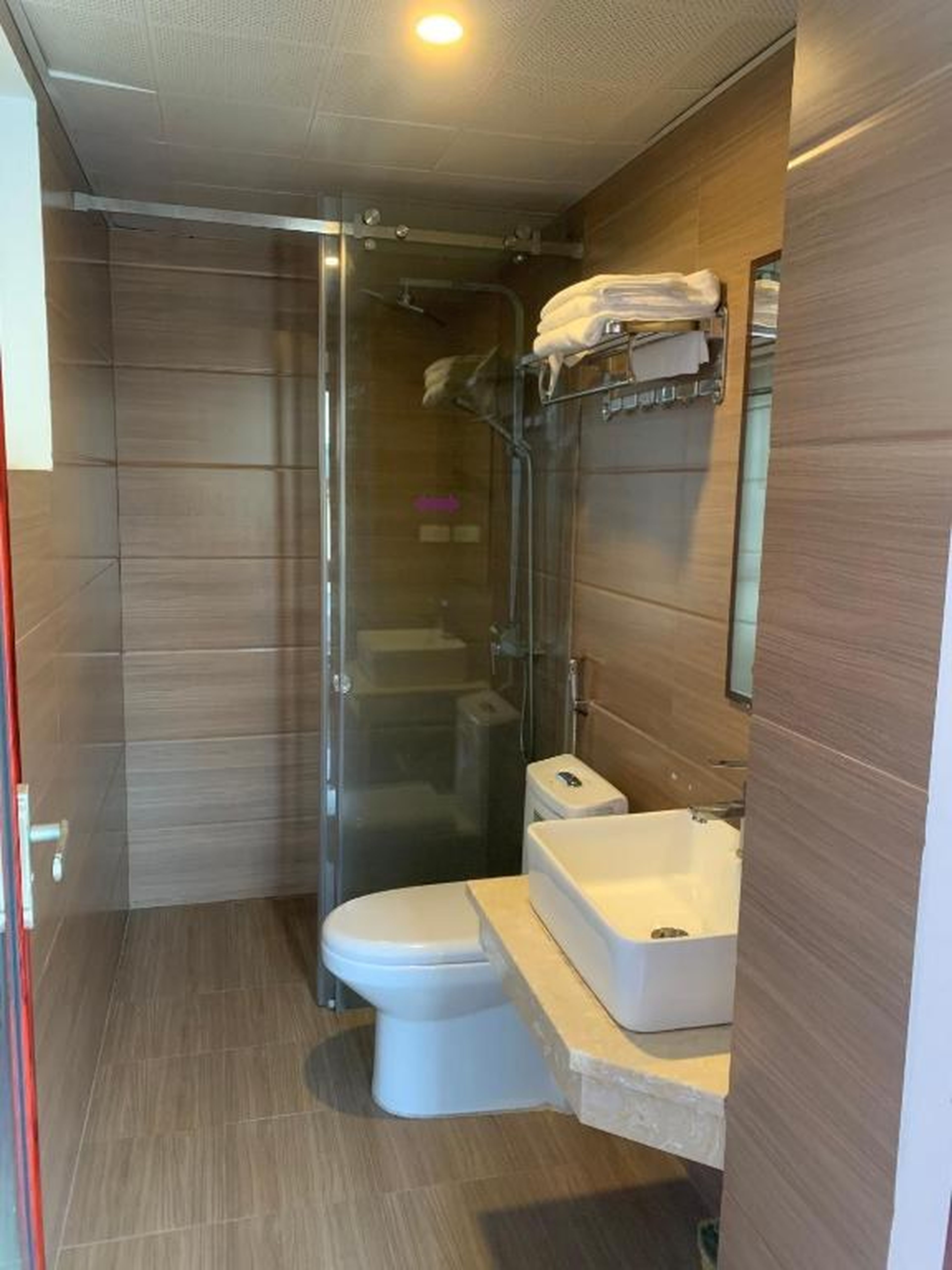 Thanh Tung Hotel - Hình 15