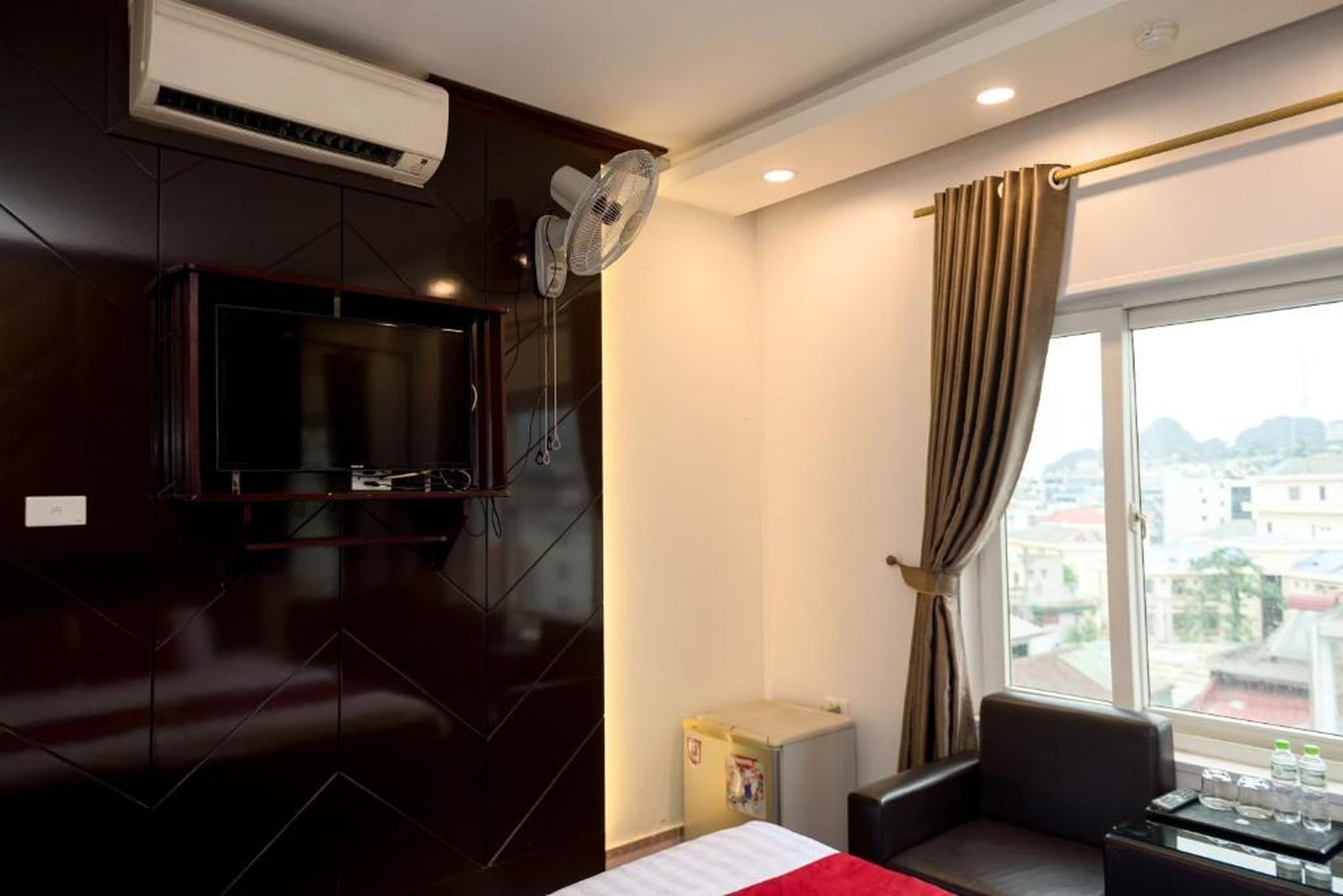 CHIEN CONG Hotel - Hình 21