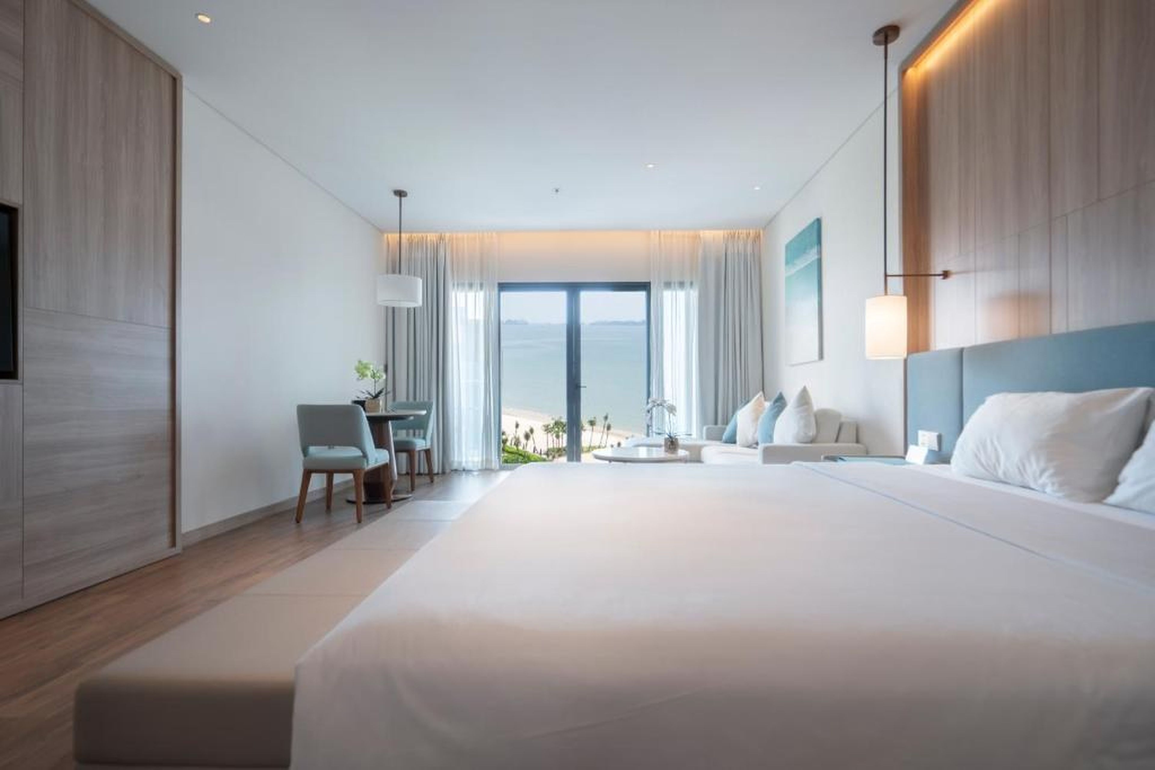 Căn hộ cao cấp tại ALaCarte Ha Long Bay Hotel Residence - Hình 4