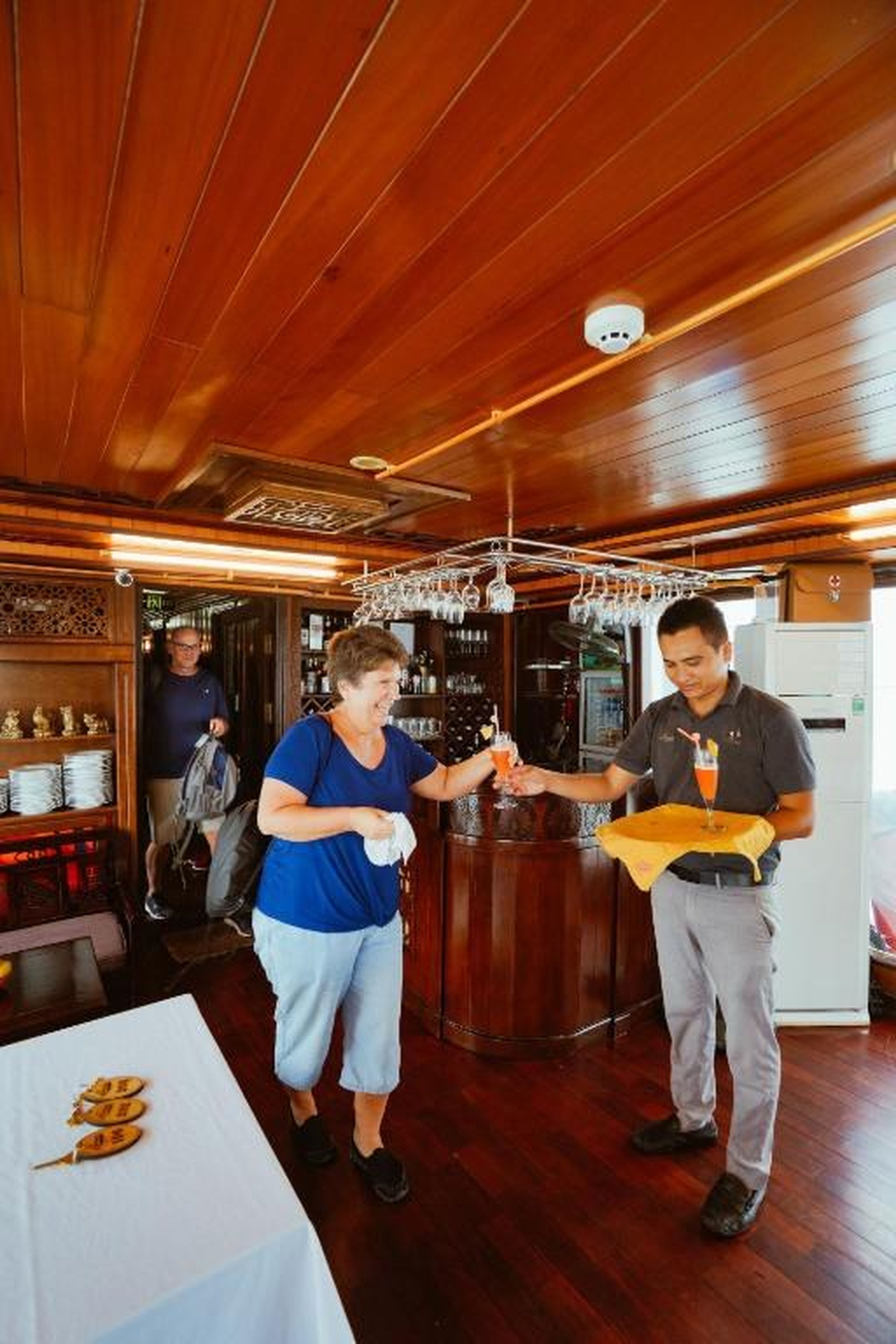 Renea Cruises Halong - Hình 25