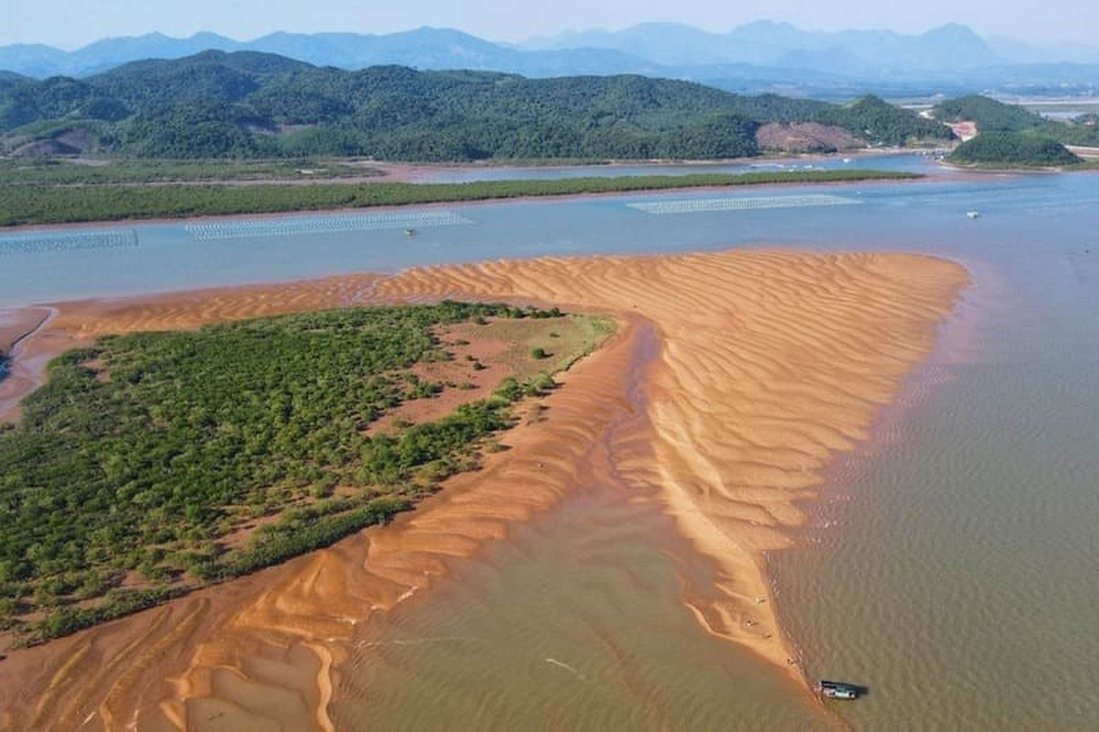 Kinh nghiệm du lịch Tiên Yên, Quảng Ninh với 12 điểm đến yêu thích - Hình 1