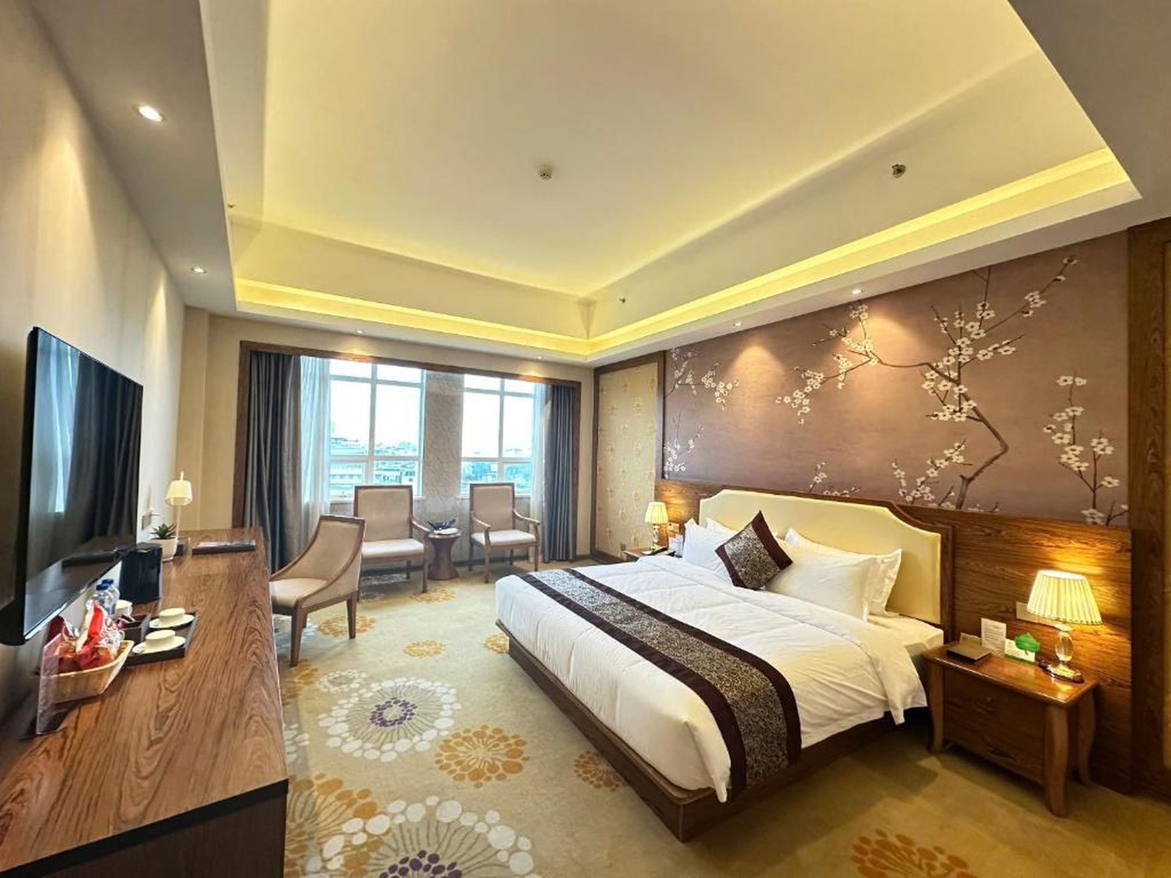 Hồng Vận Grand Hotel Móng cái - Hình 2