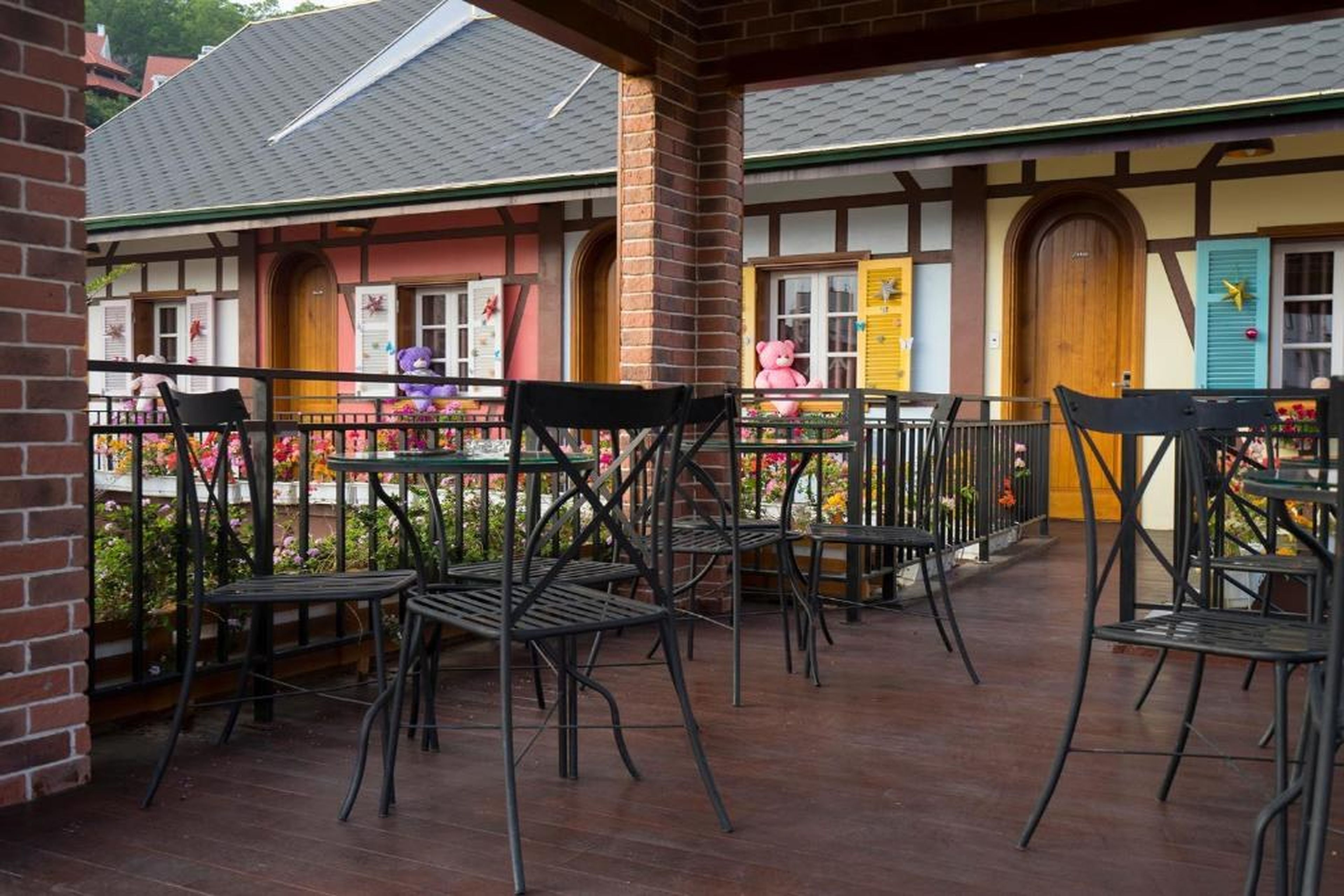 Little Colmar - Homestay & Pottery Studio - Hình 41