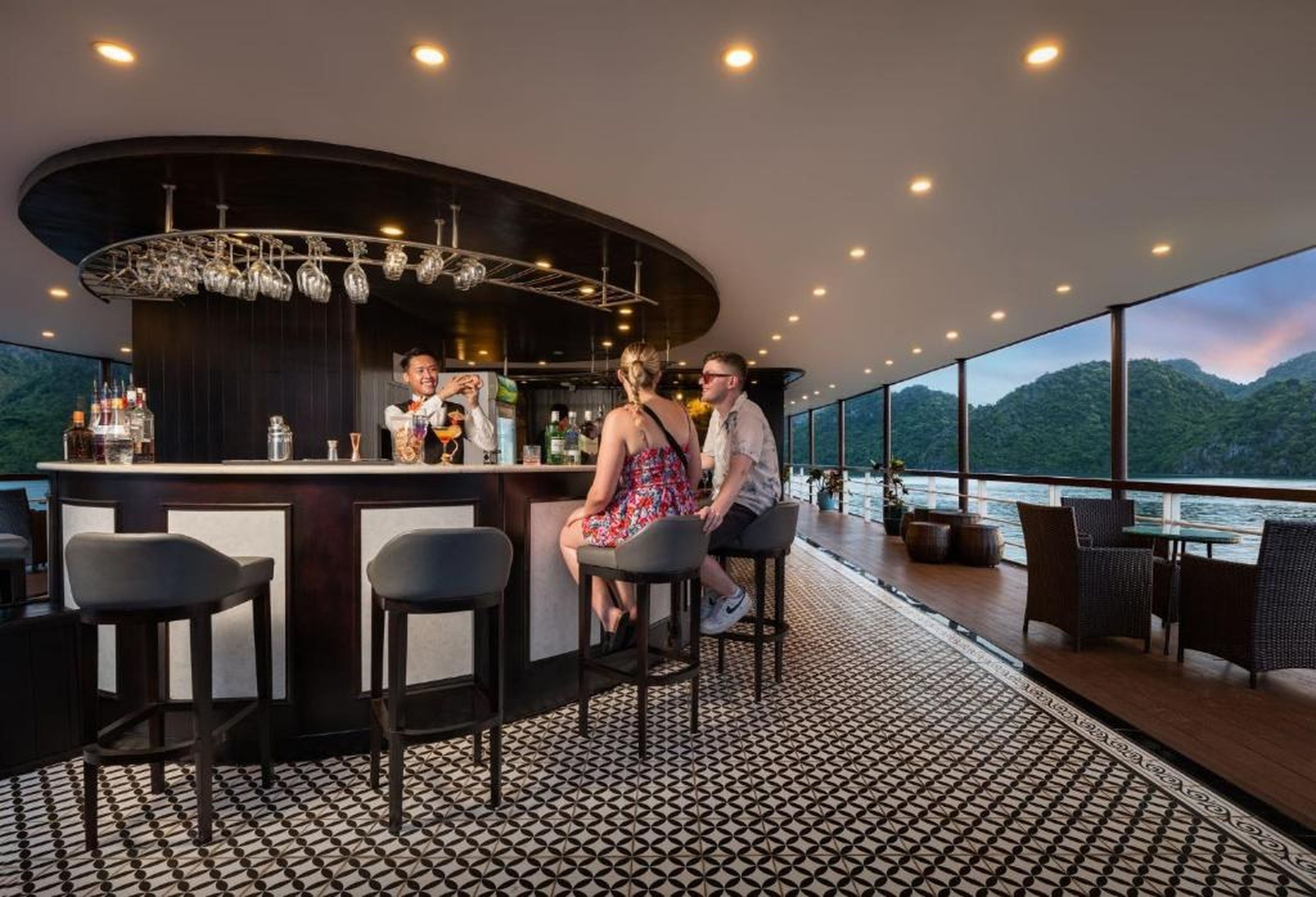 Le Journey Elegance Cruise - Hình 16