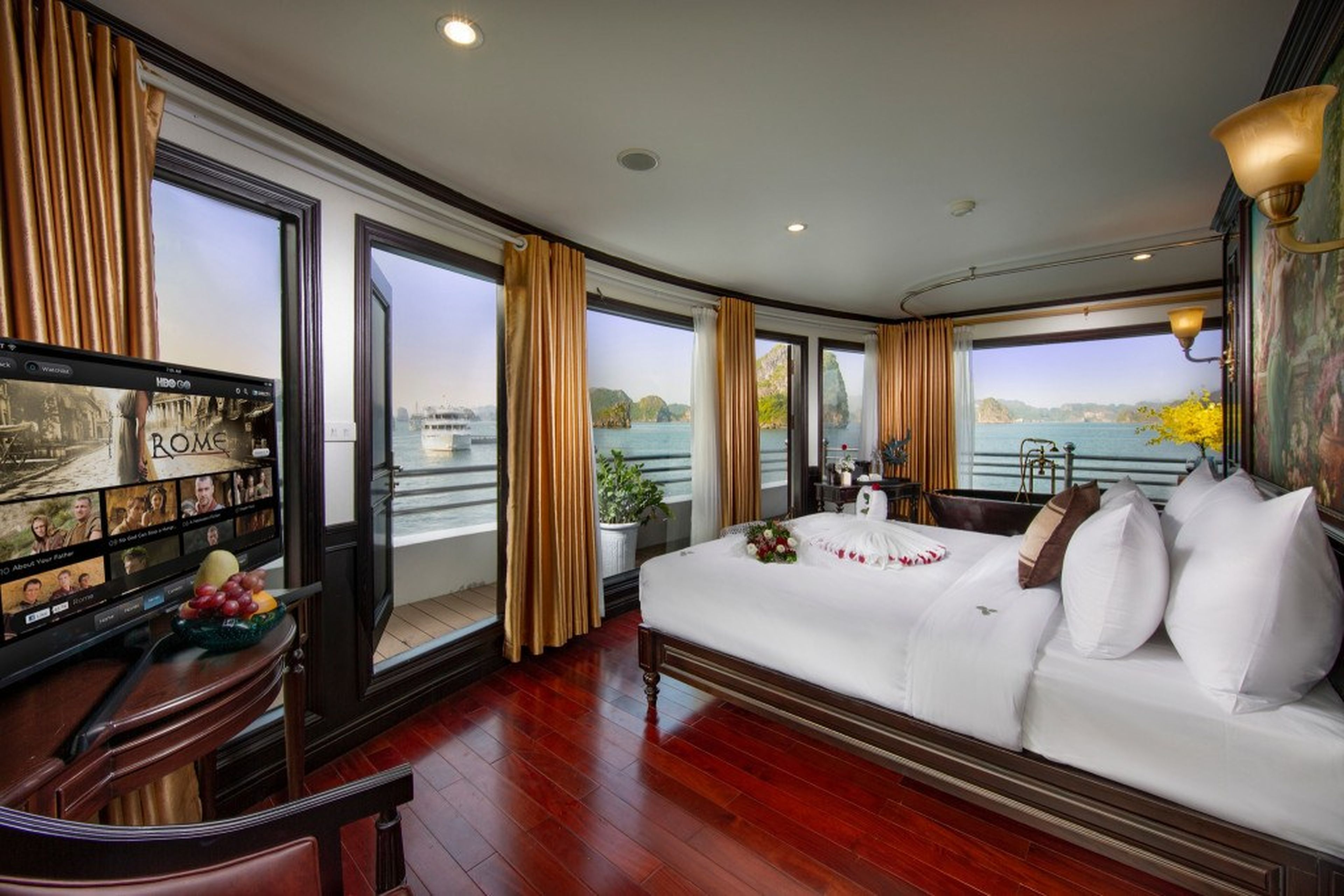 Drifting Through the Enchanting Ha Long Bay Aboard Athena Luxury Ha Long Cruise - Hình 15