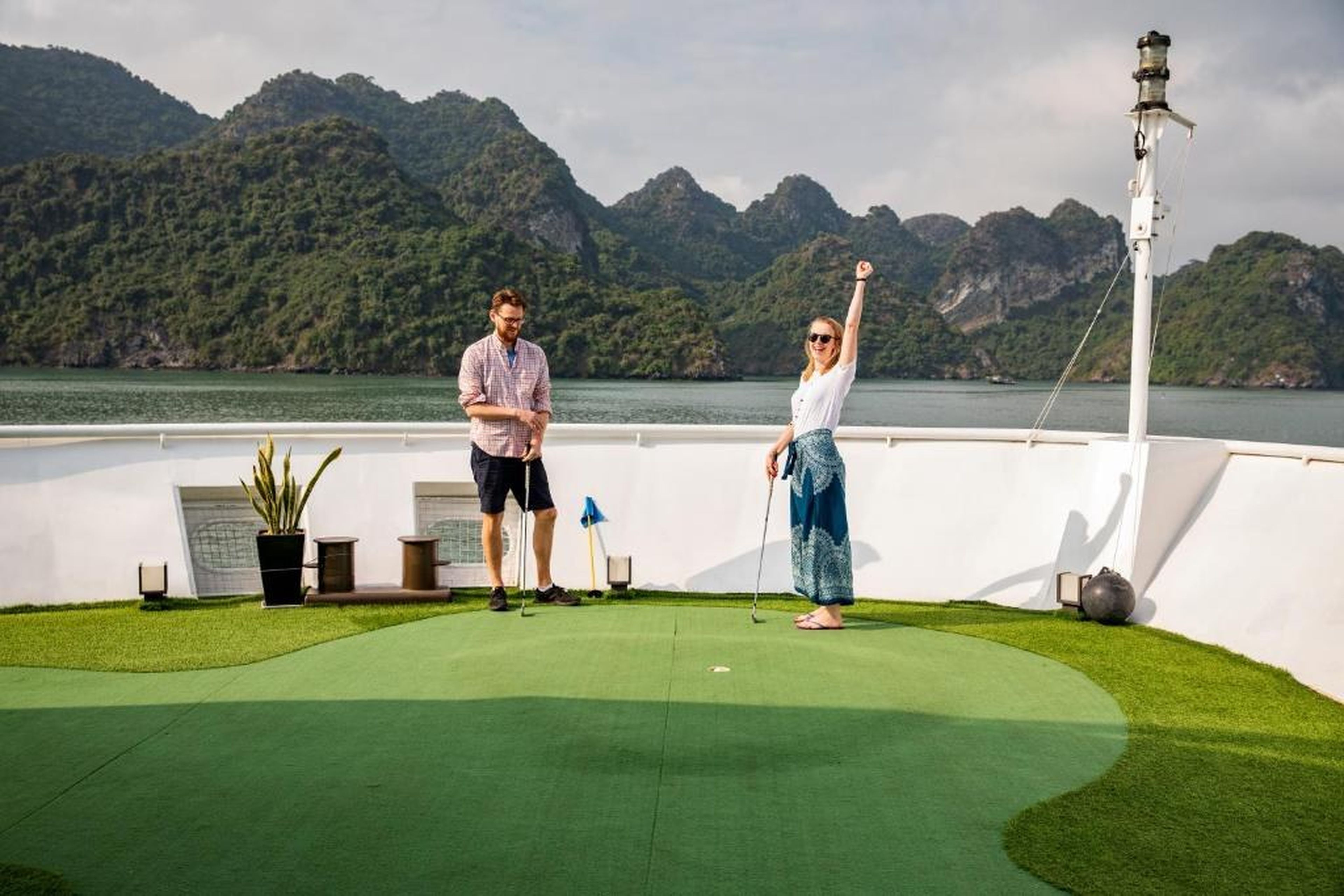 Stellar of the Seas Cruise - Hình 12