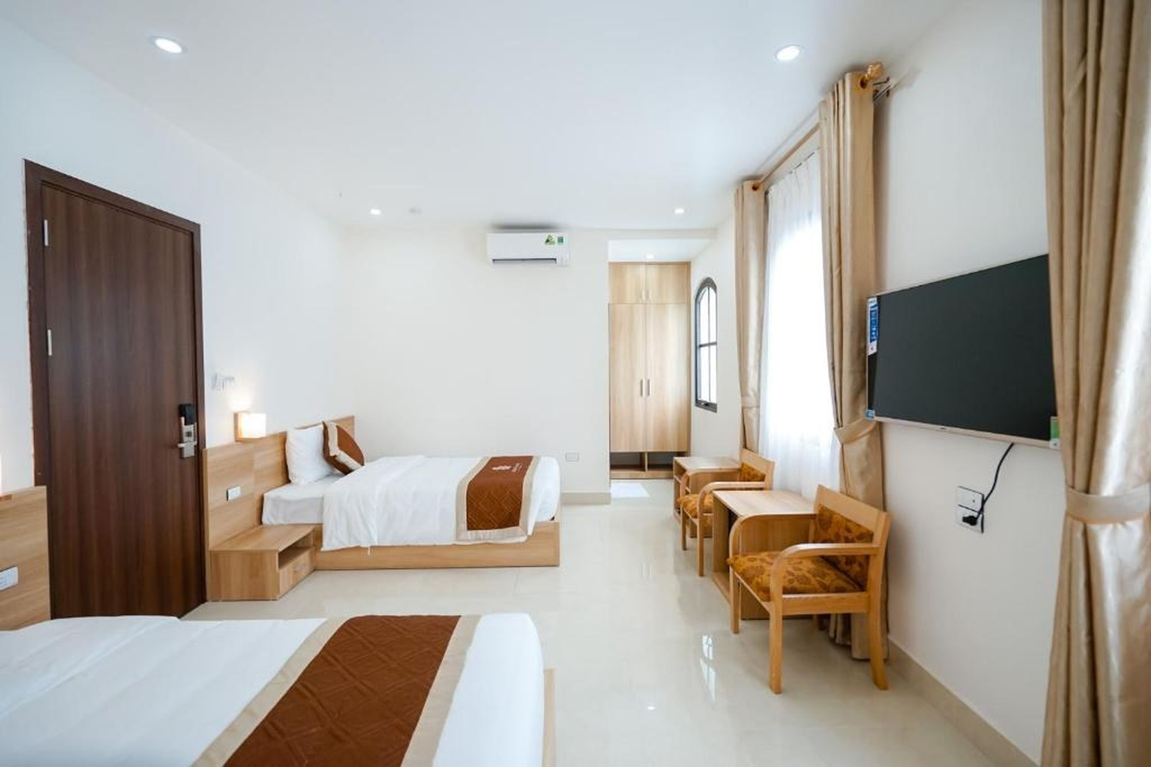 Herriot Hạ Long Hotel - Hình 14