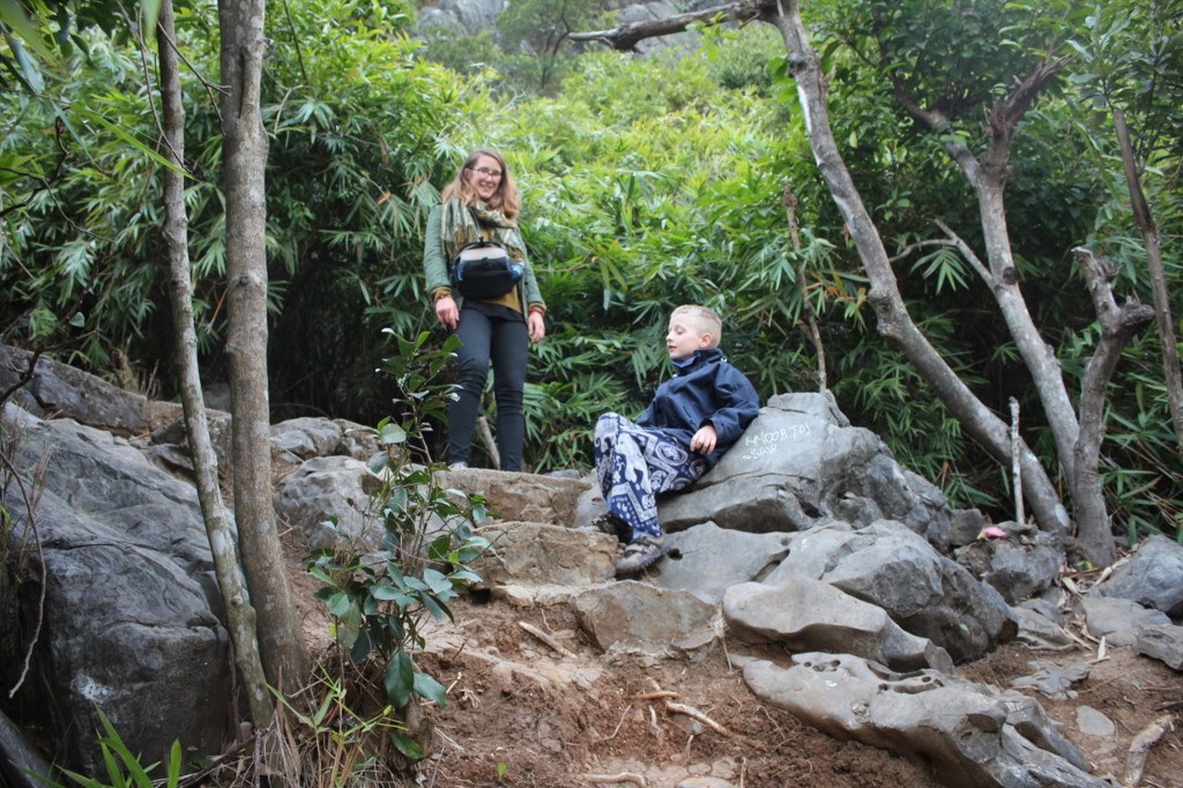 Danh thắng núi Bài Thơ – niềm tự hào của người Quảng Ninh - Hình 4