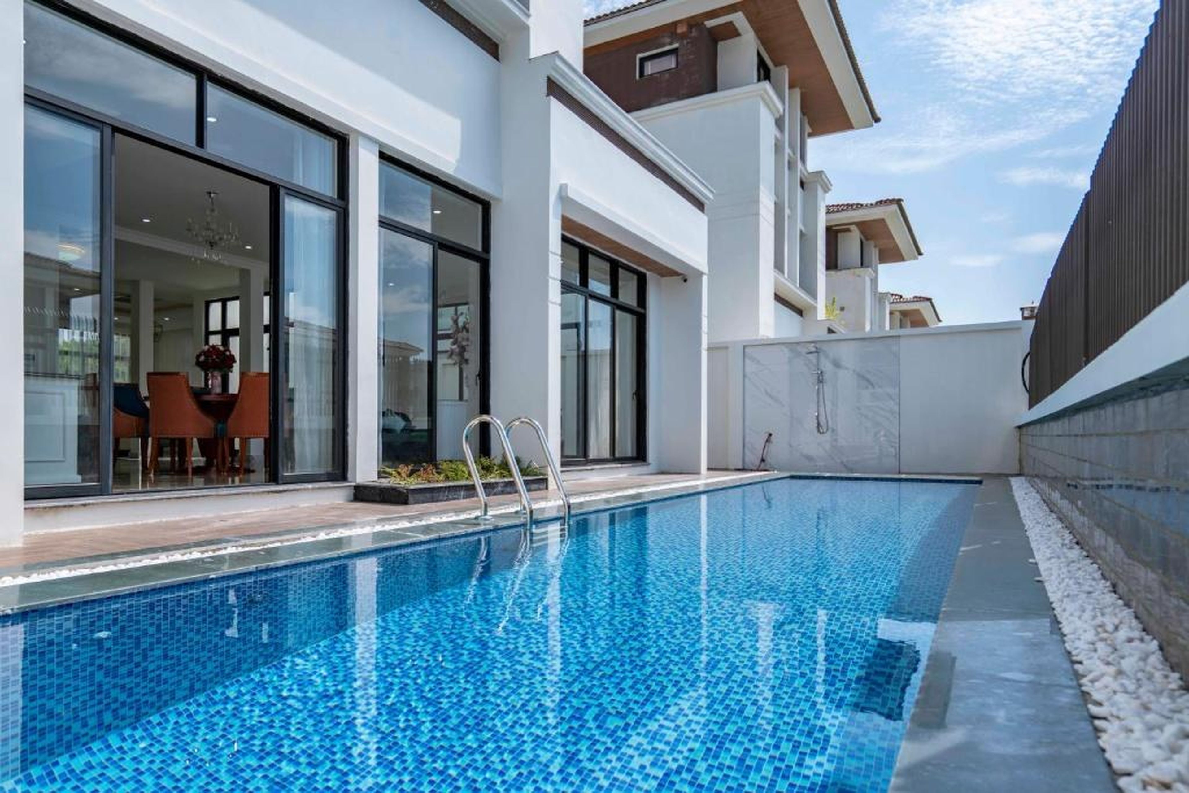 IDC White House Ha Long FLC Golf & Resort - Hình 10