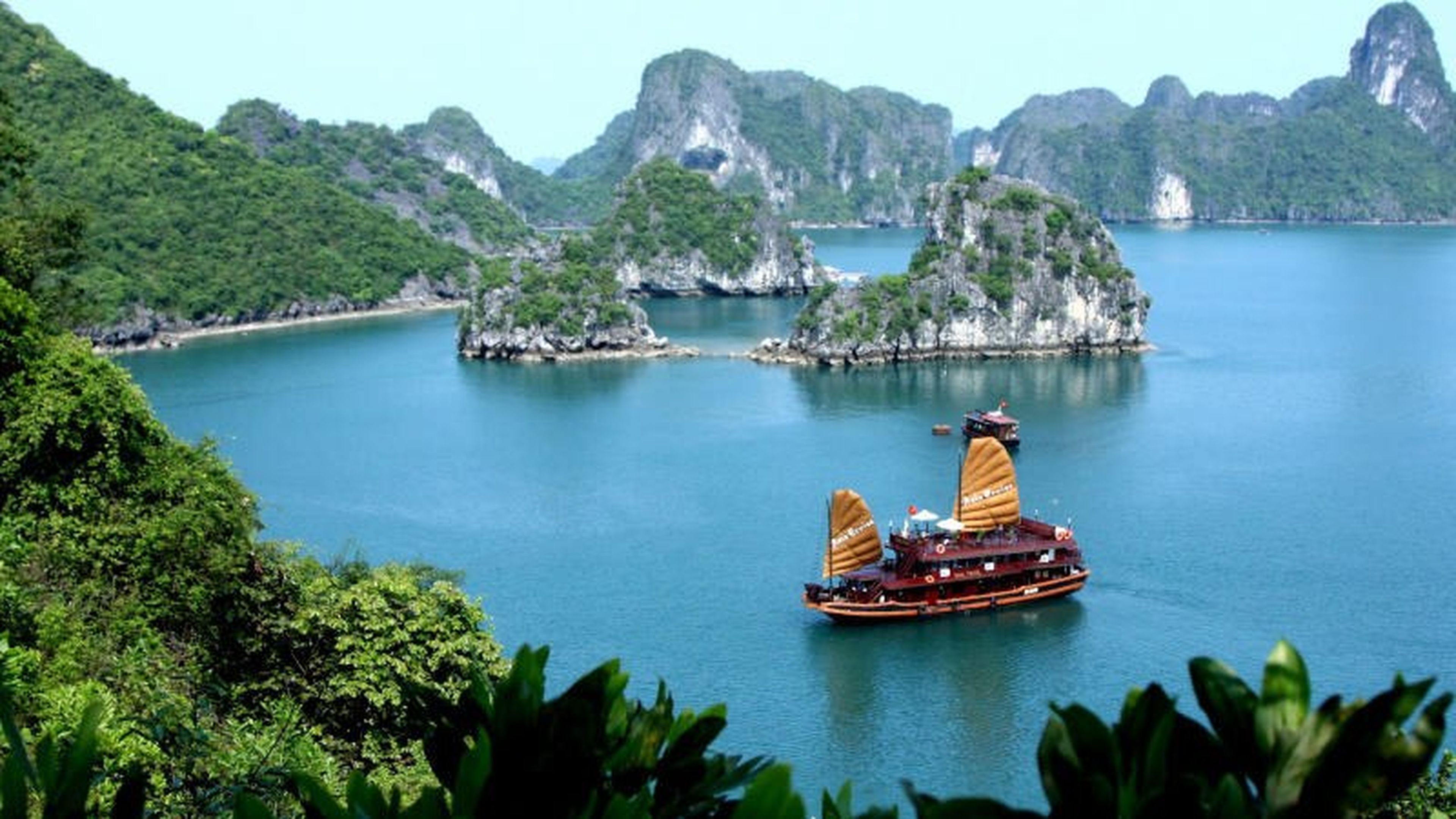 Chiêm ngưỡng tuyệt tác Hòn Đinh Hương trên vịnh Hạ Long - Hình 6