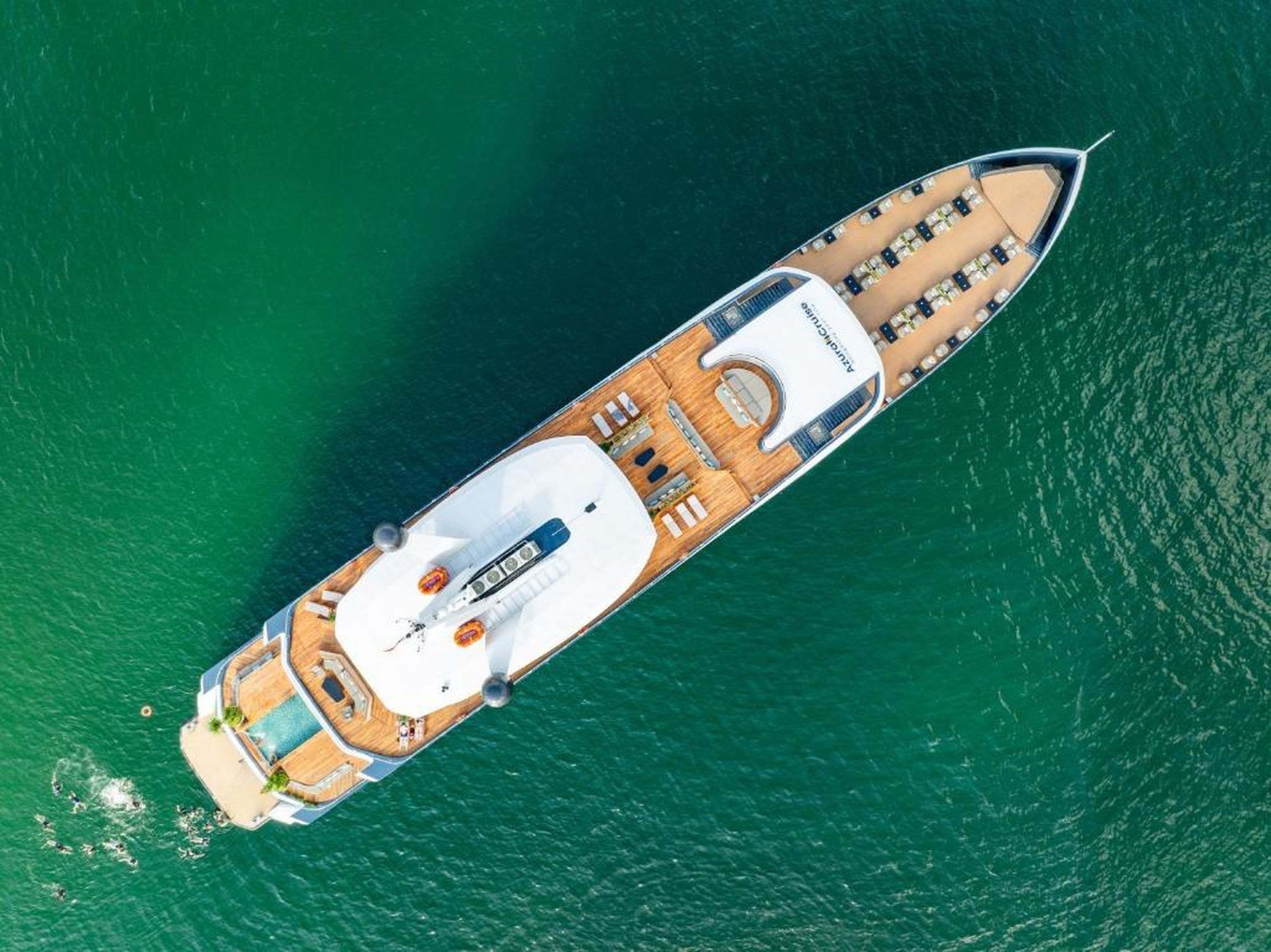Azura Cruise - Hình 12