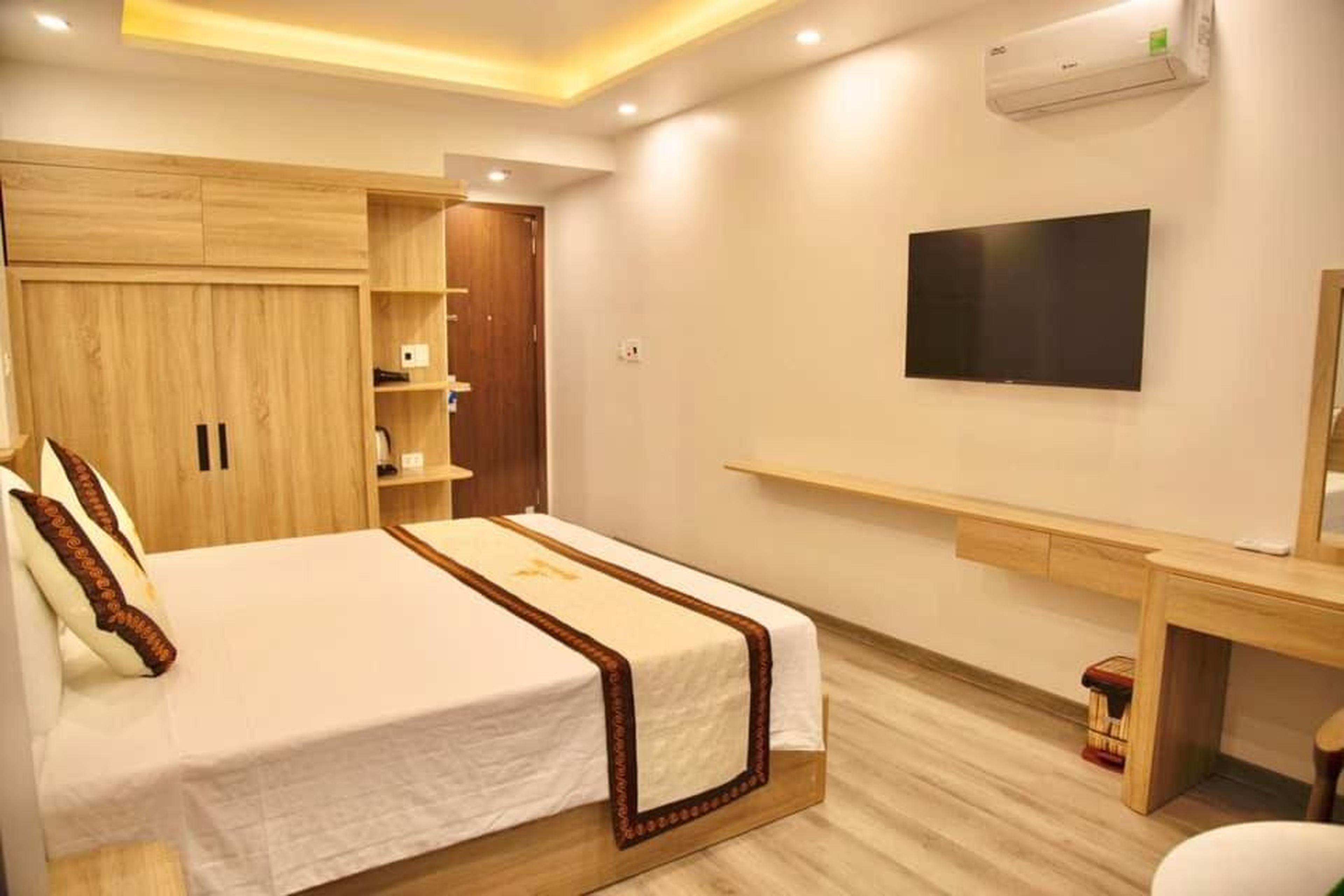khách sạn Sky New Uông Bí, tỉnh Quảng Ninh - Hình 24