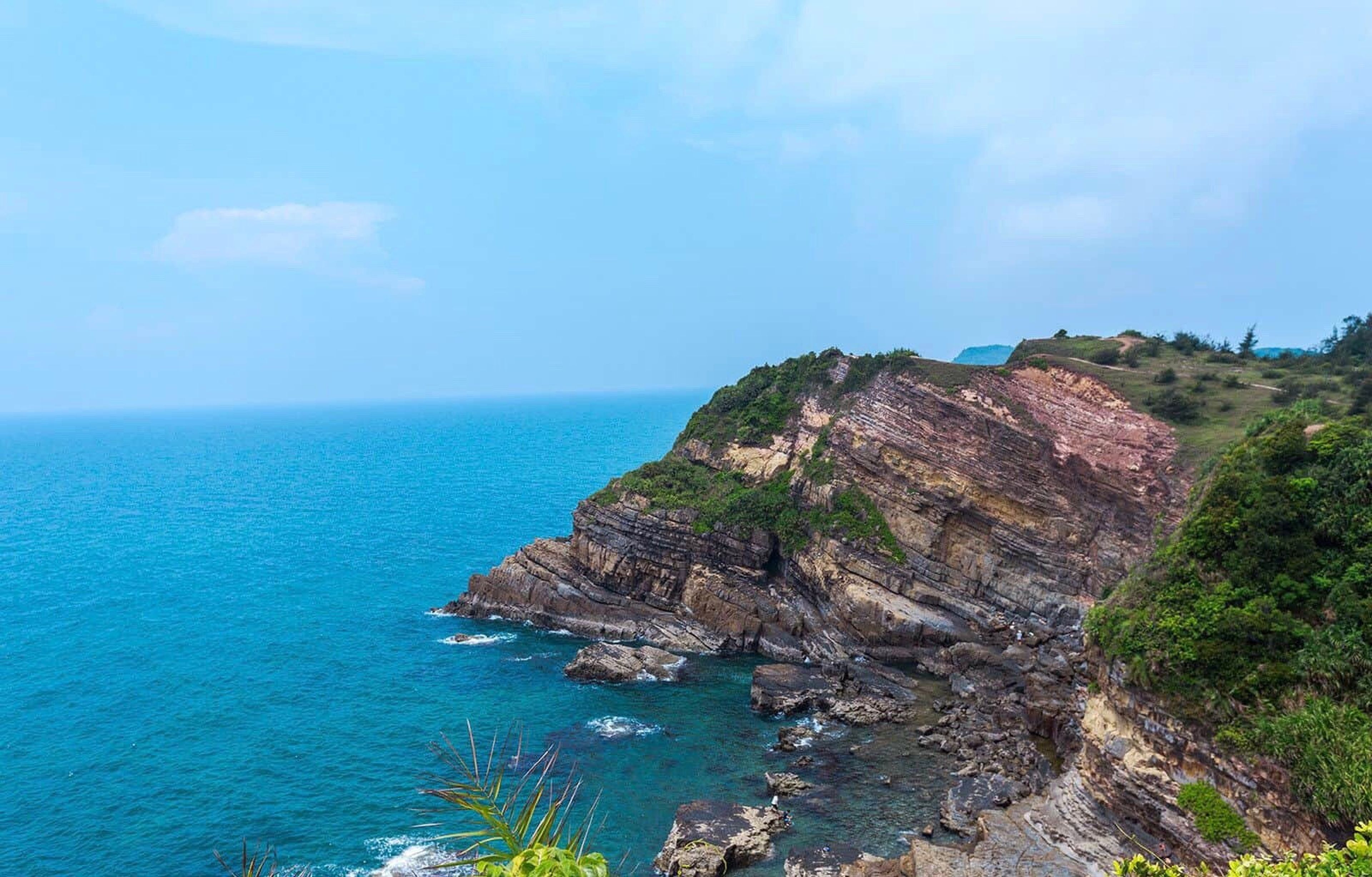 Discover Cô Tô Island, a Captivating Blue-Sea Destination - Hình 4