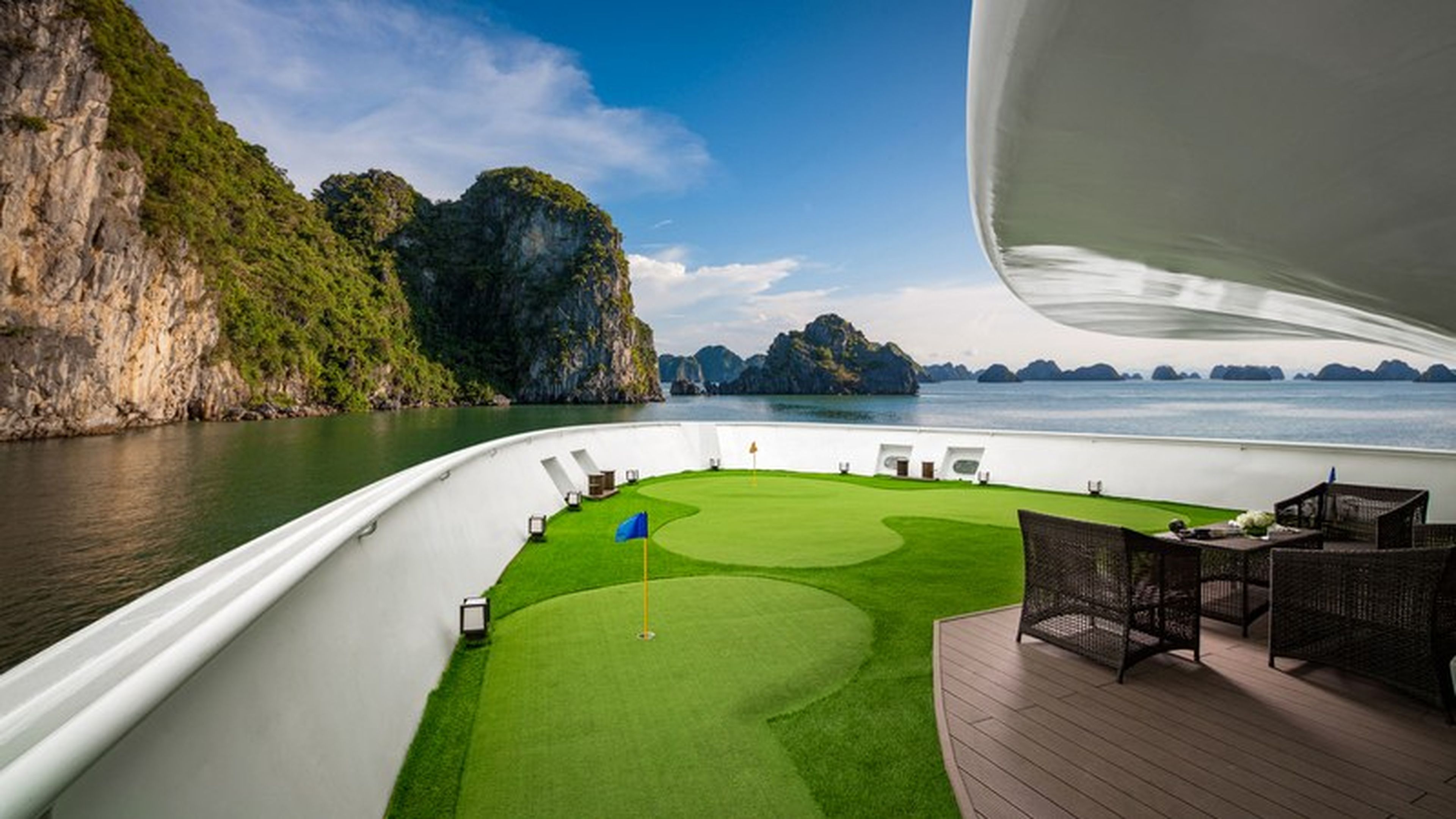 Top 4 combo du thuyền vịnh Hạ Long đẳng cấp cho trải nghiệm trọn vẹn - Hình 31