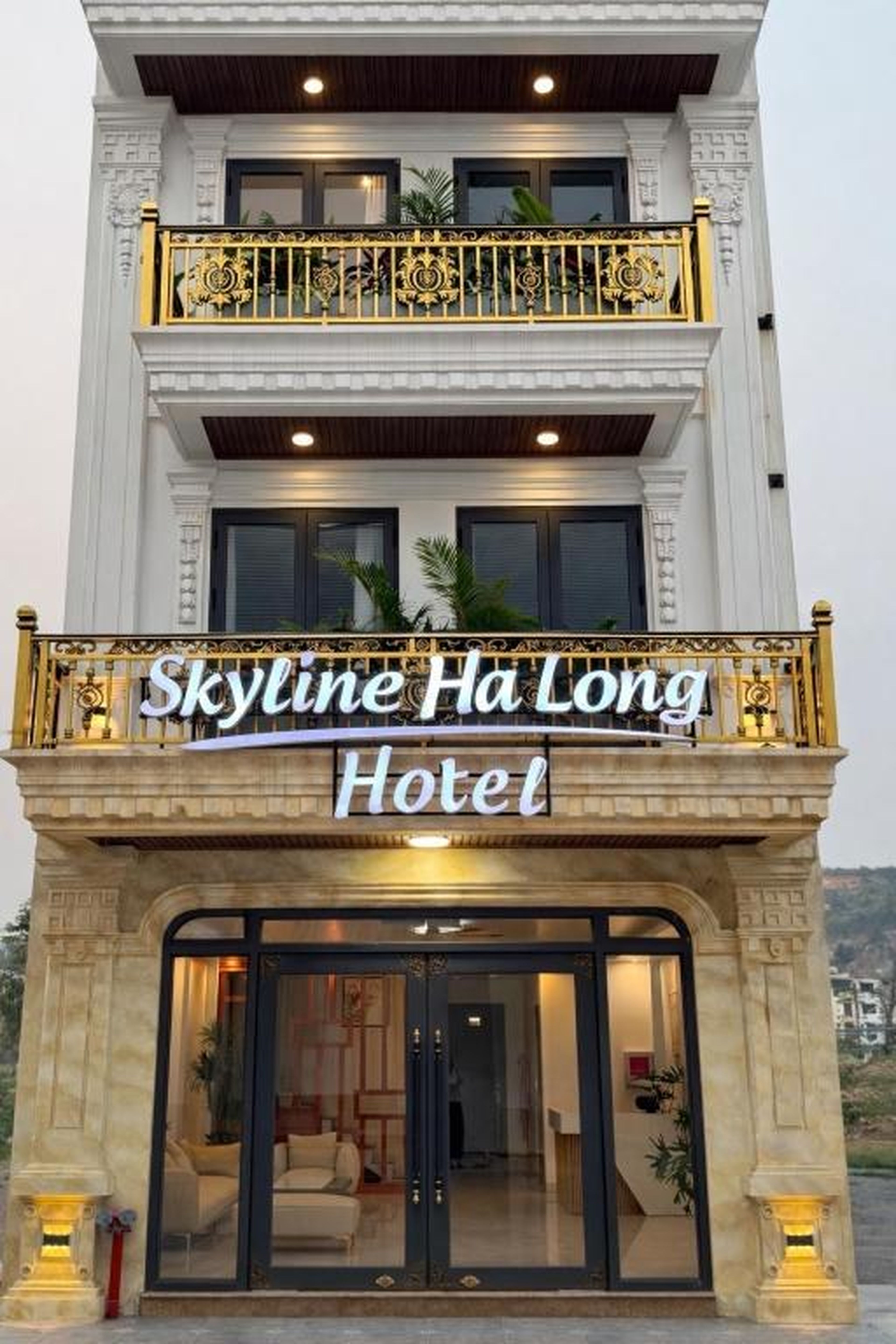 Skyline Halong Hotel - Hình 16