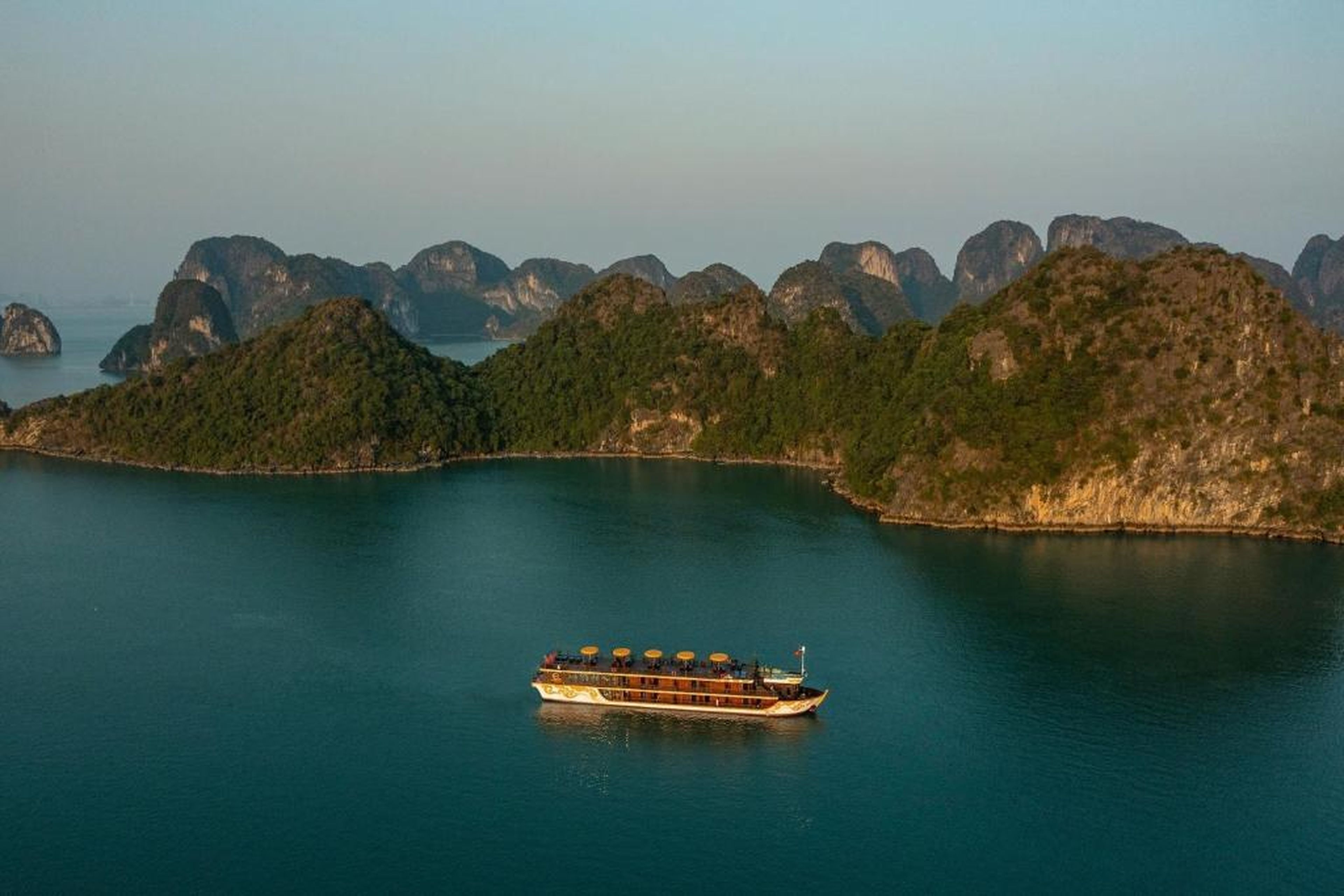 Nostalgia Halong Cruise - Hình 4