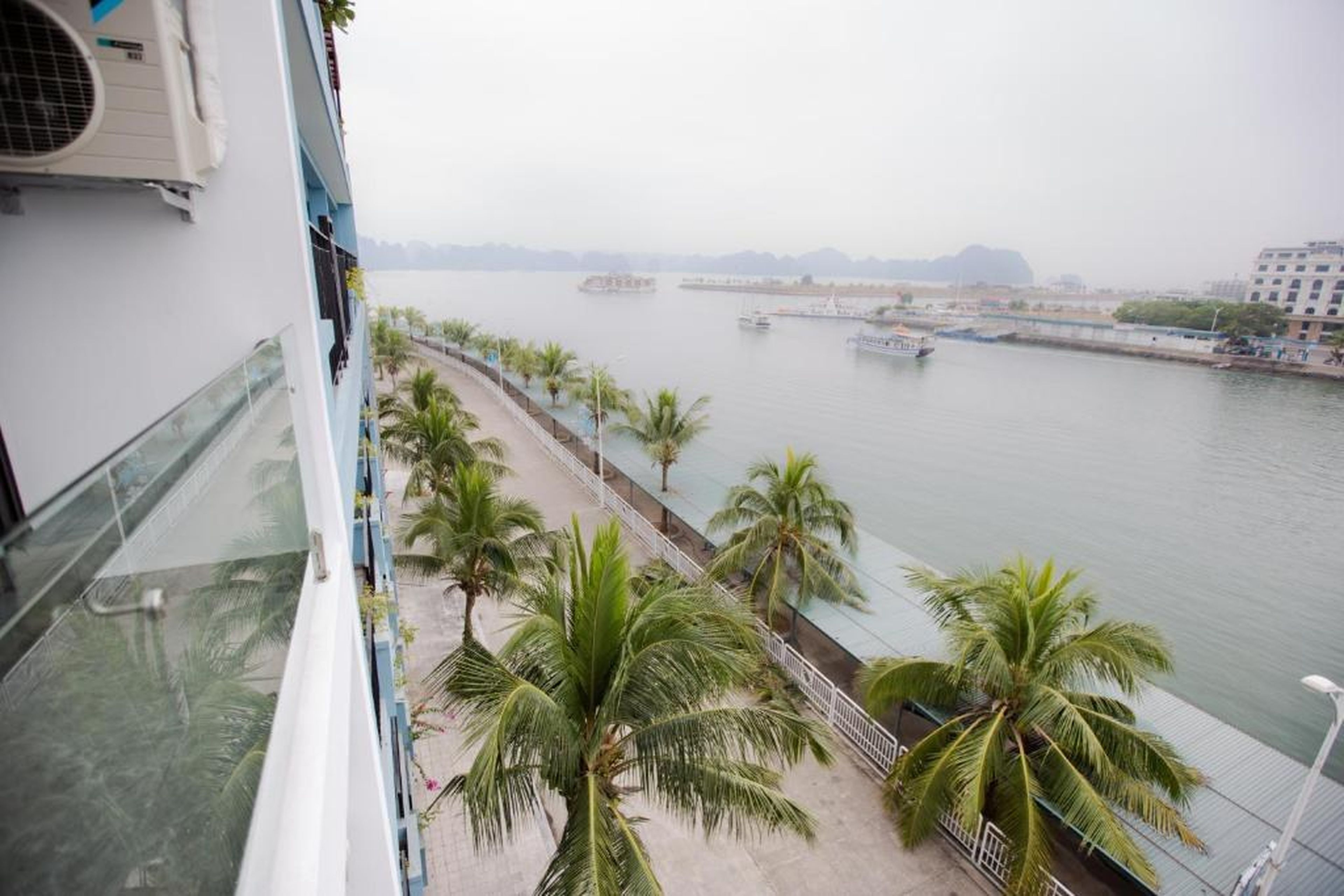 Golden Palm HaLong Hotel - Hình 41