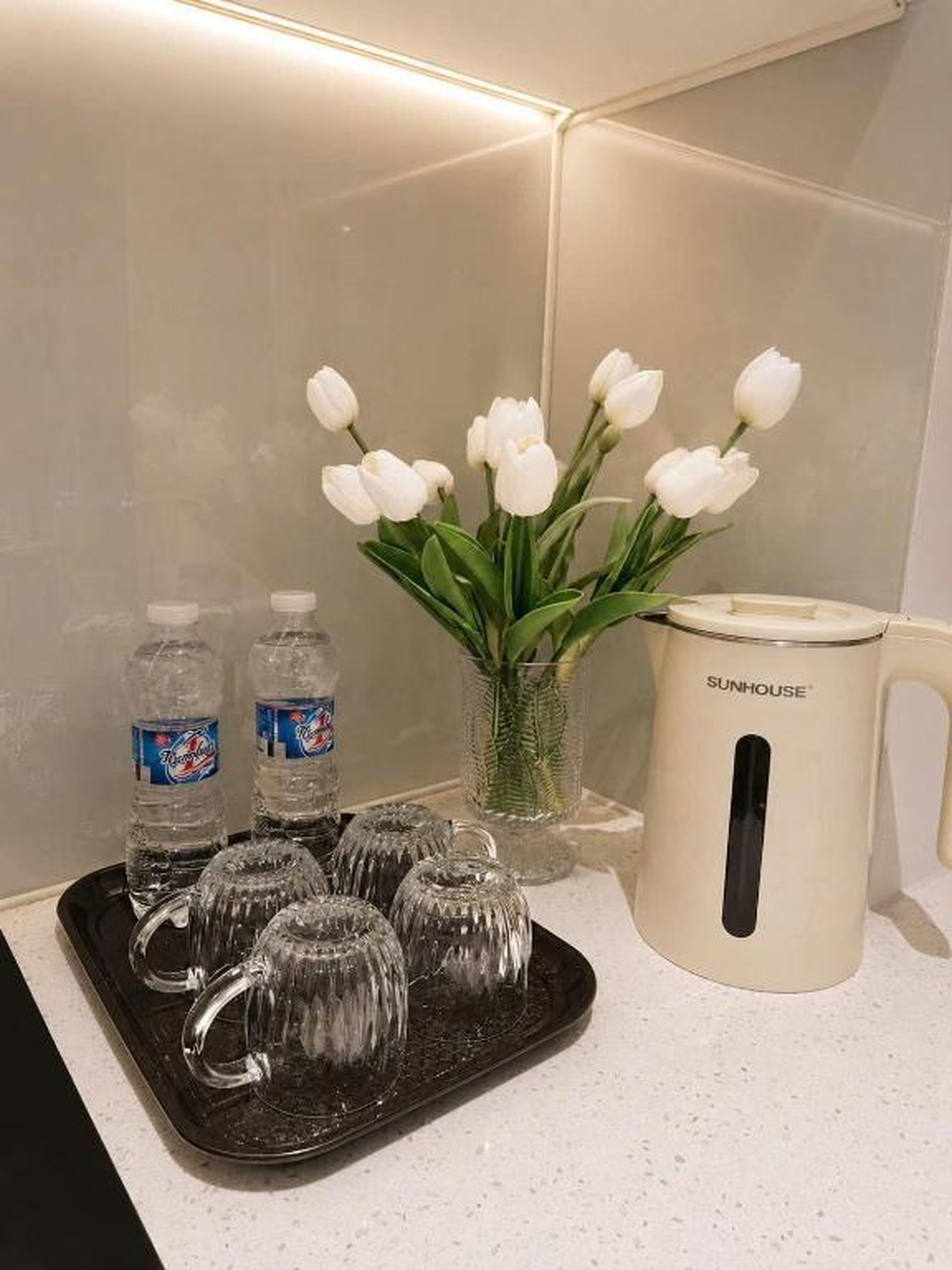 ELITE By The Holiday - Hình 13