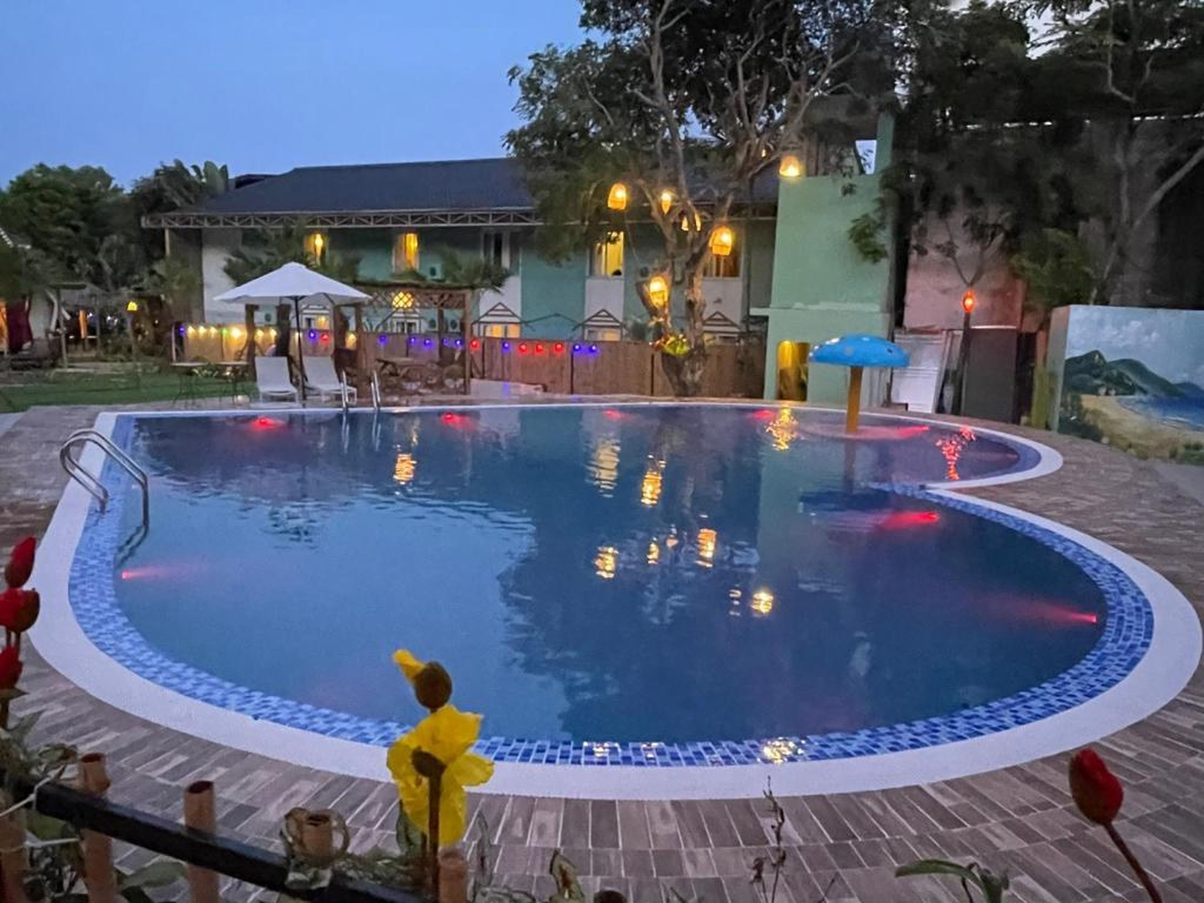 Minh Chau Beach Resort - Hình 26