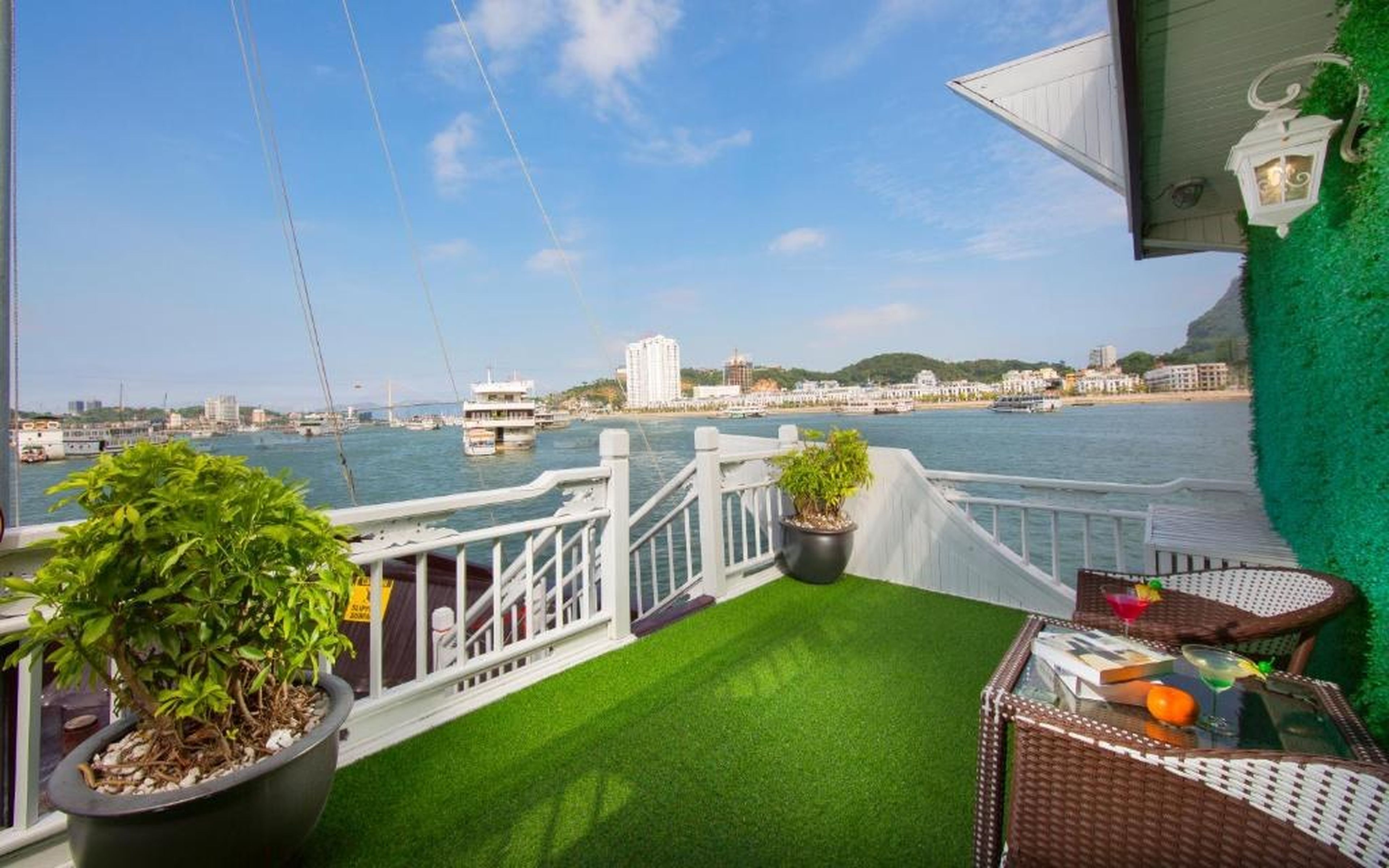 Signature Halong Cruise - Hình 9