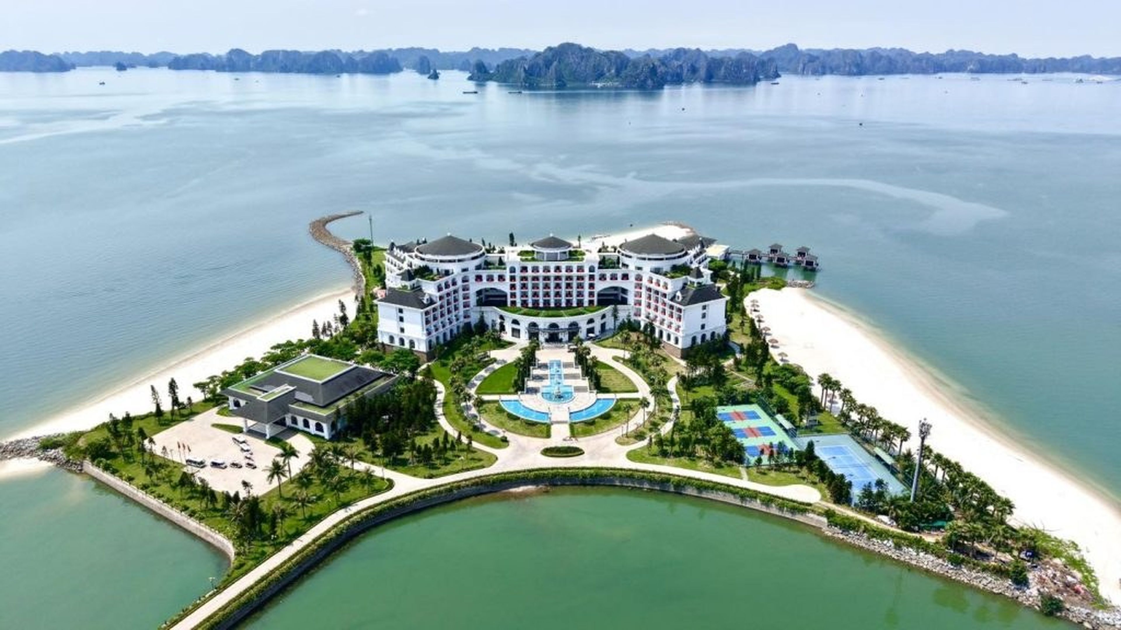Top 5 combo resort Hạ Long có bãi biển riêng cho kỳ nghỉ đẳng cấp - Hình 3
