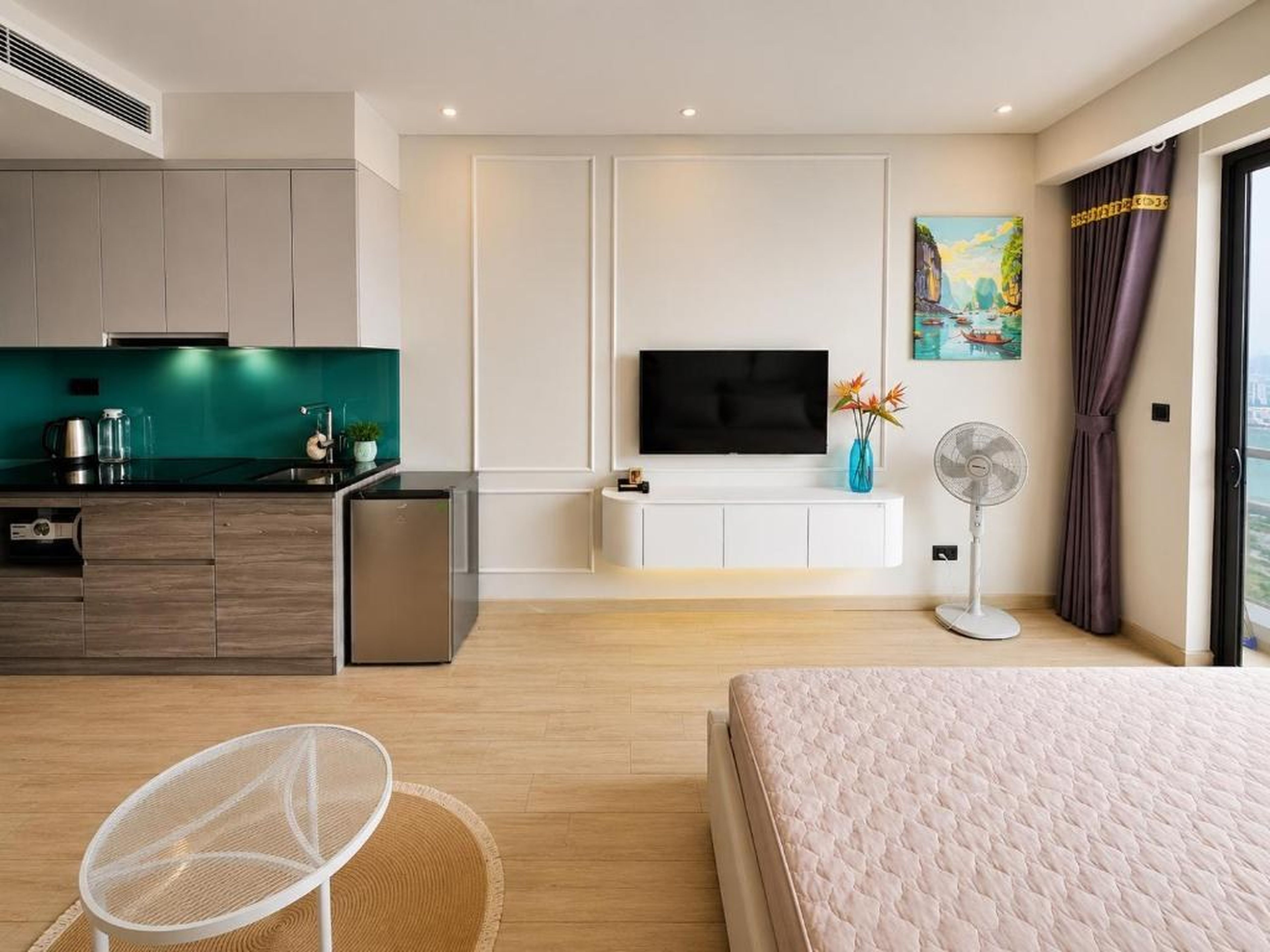 Homestay Citadine Ha Long Apartment with amazing sea view - Hình 5