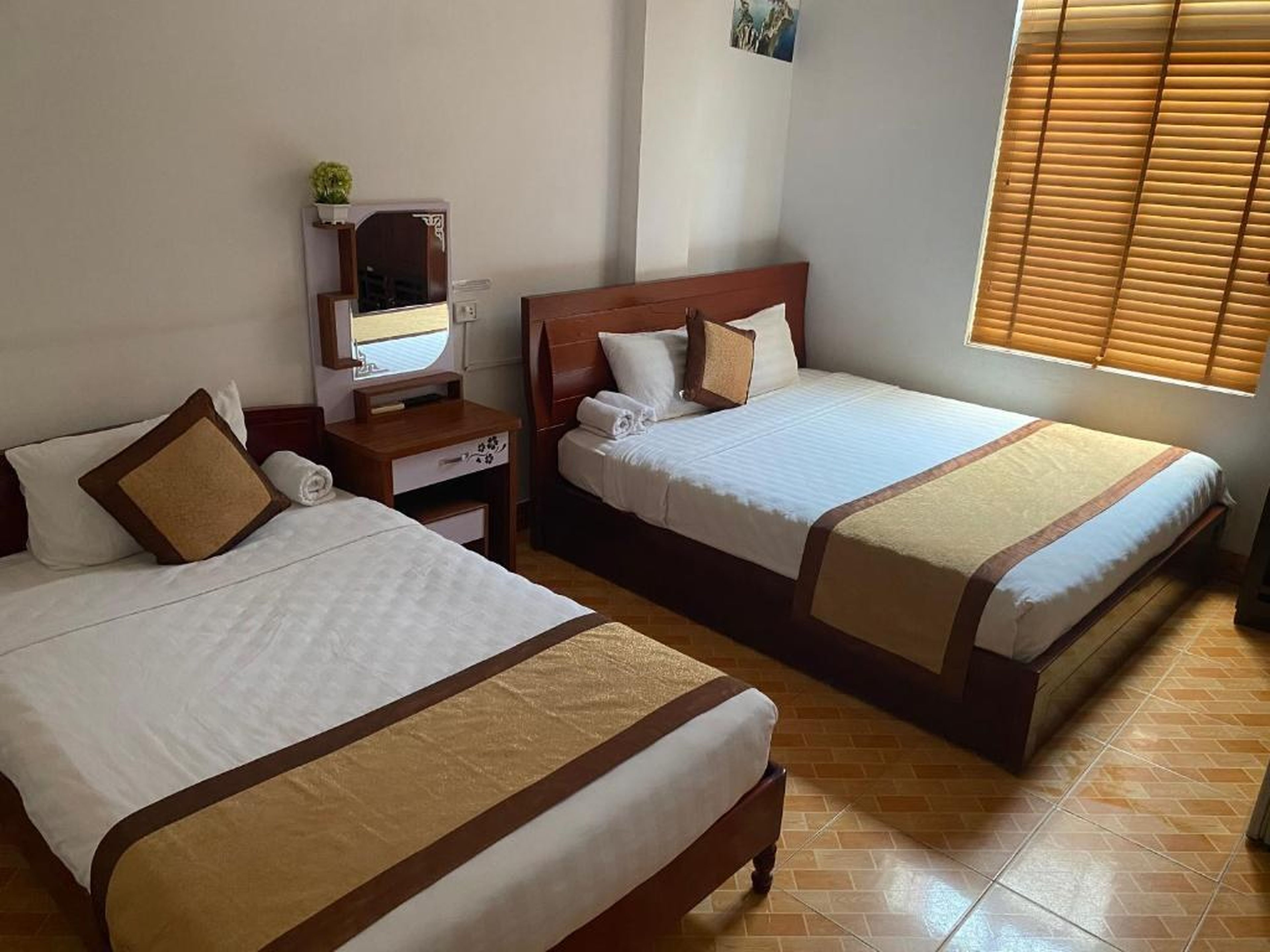 Alex Ha Long Hotel - Hình 40