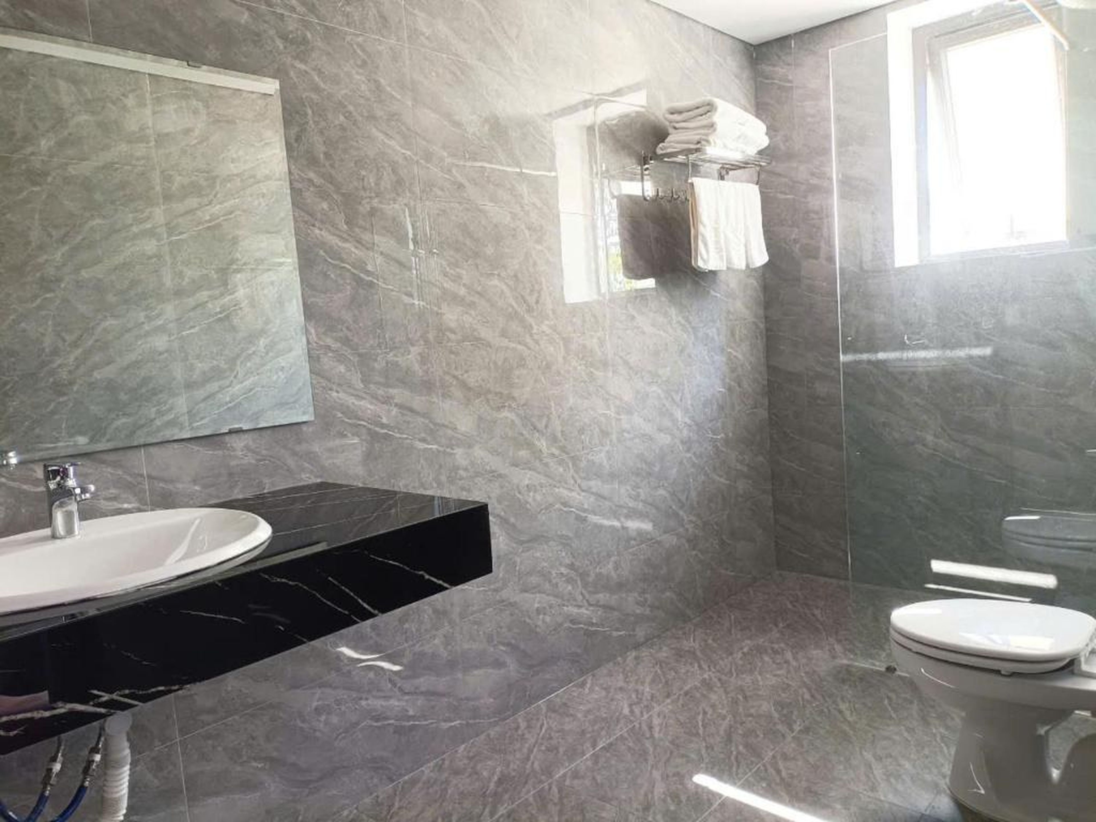 Bạch Đằng Hạ Long Hotel - Hình 13