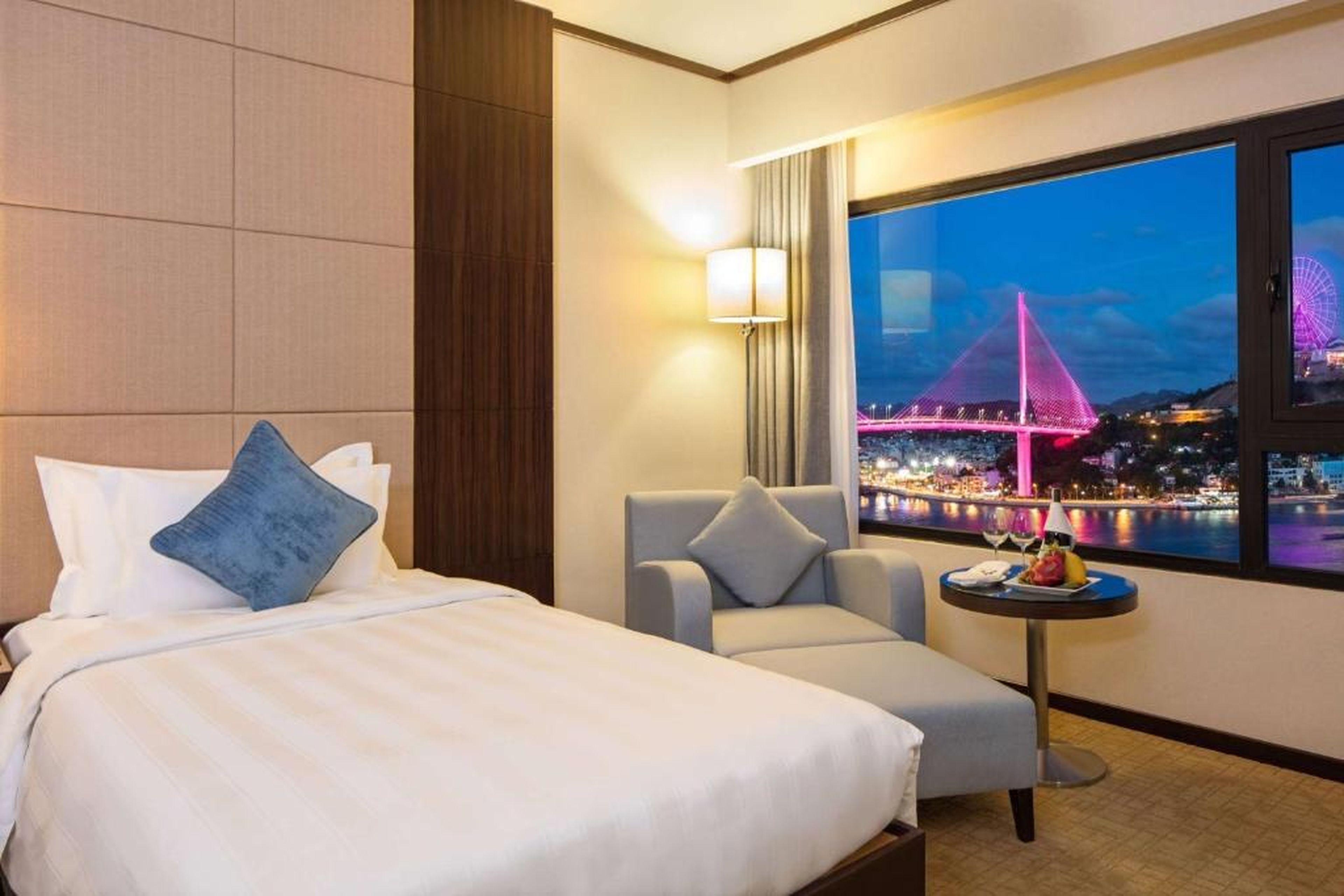 Wyndham Legend Halong - Hình 25