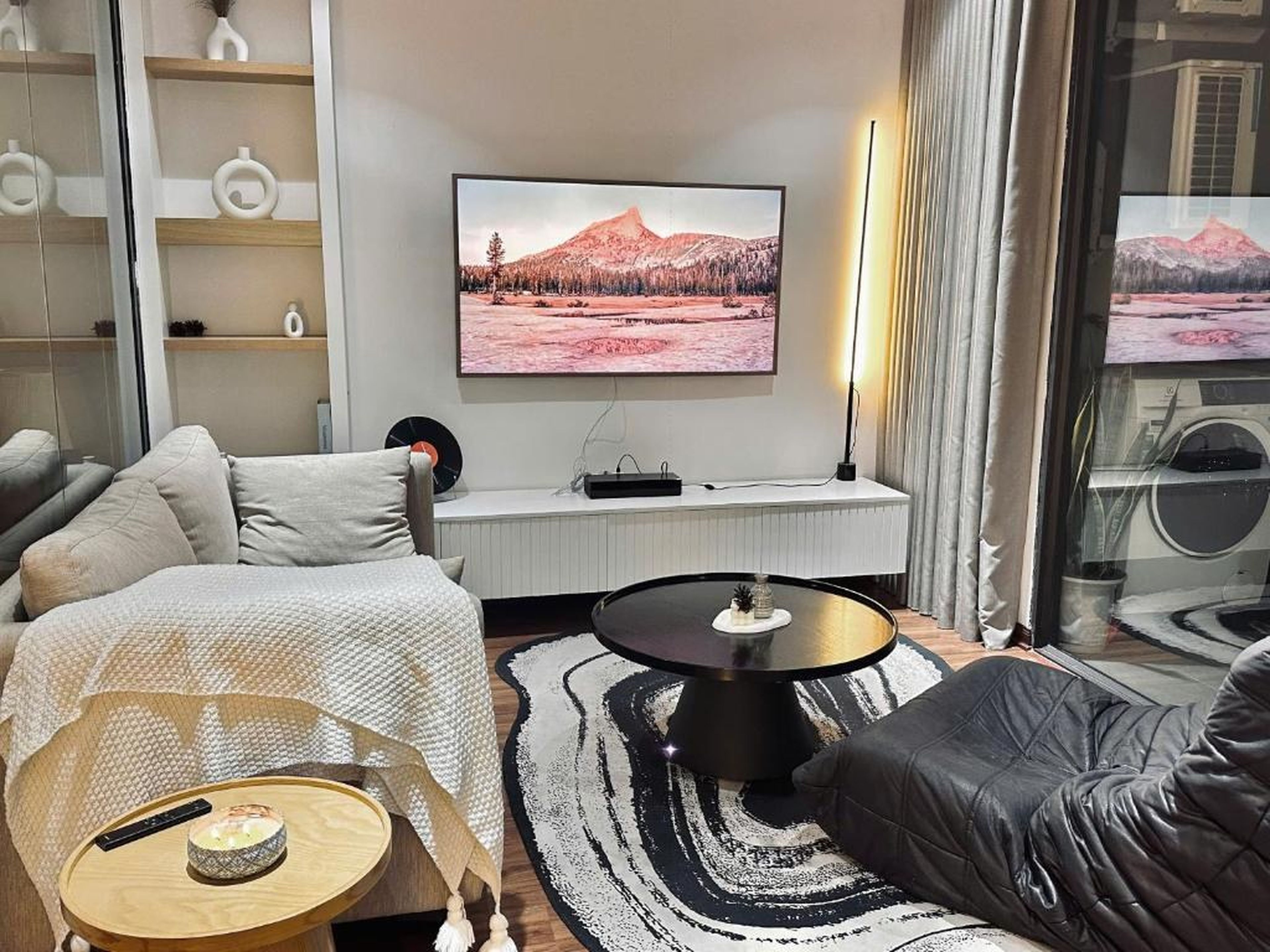 Apartment on 20th & 31st floor, Bai Chay Bridge & Ha Long Bay view - Hình 35