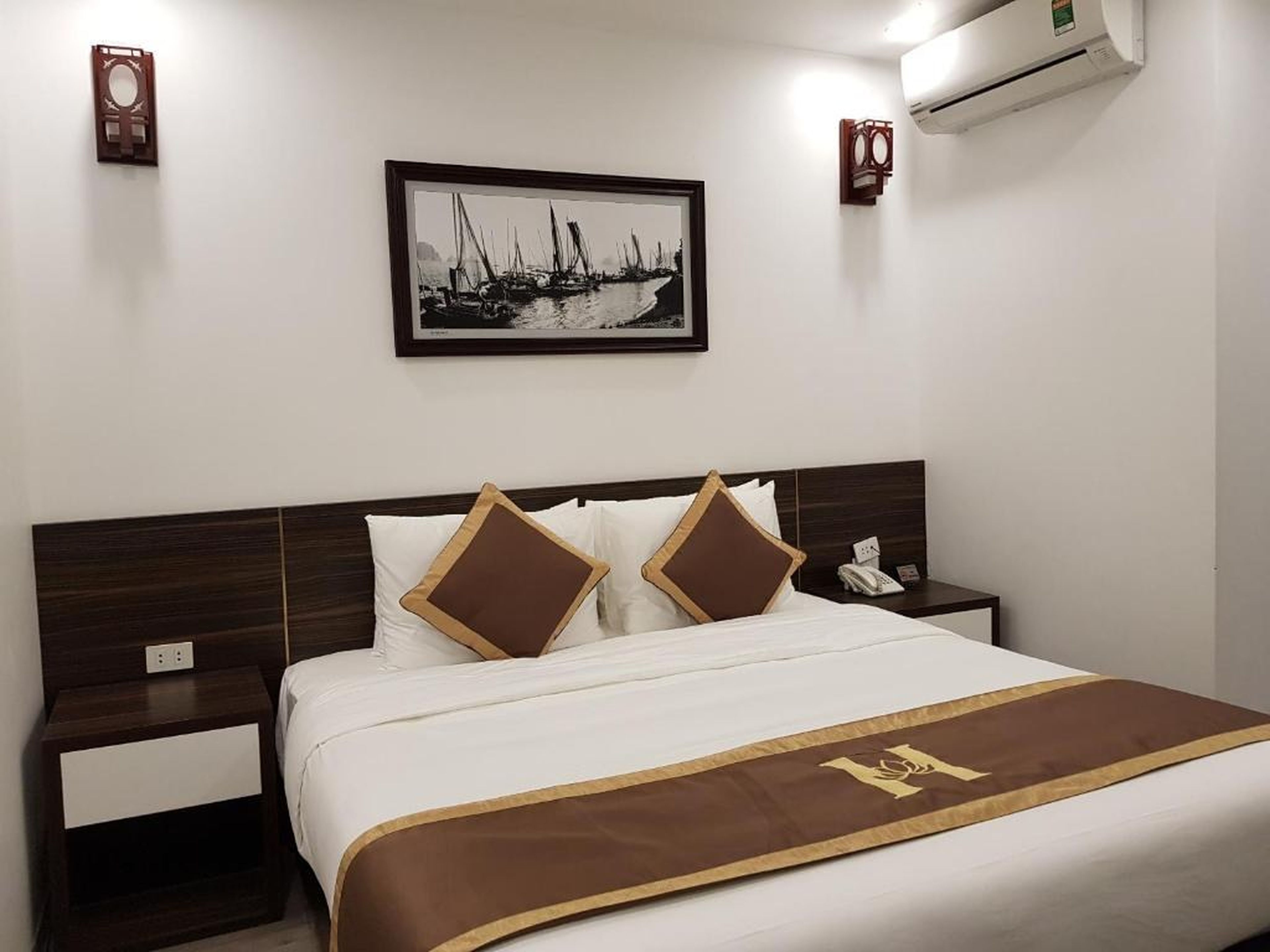 Helen Halong Hotel - Hình 16