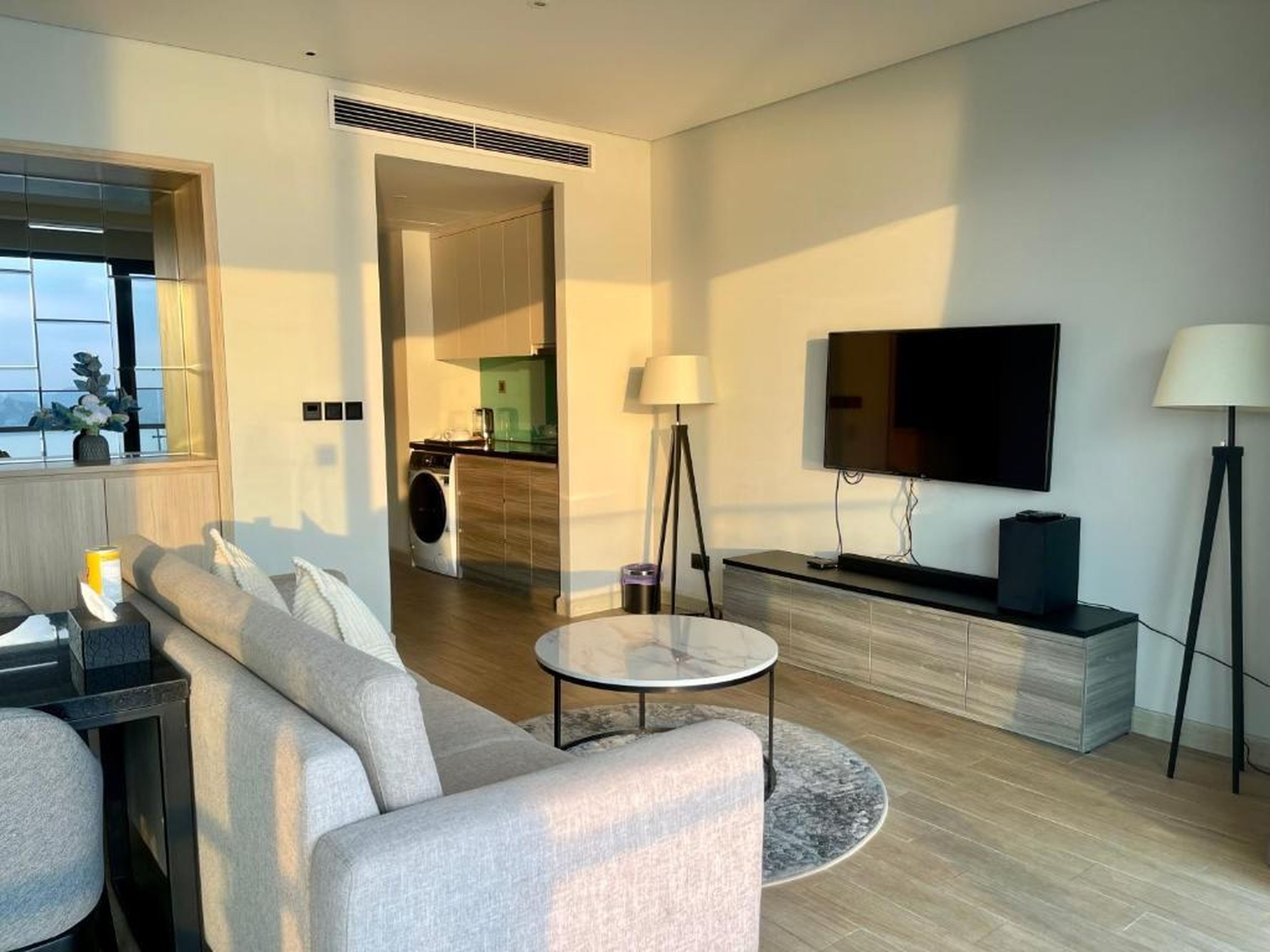 Marina Suite Residence Halong - Hình 20