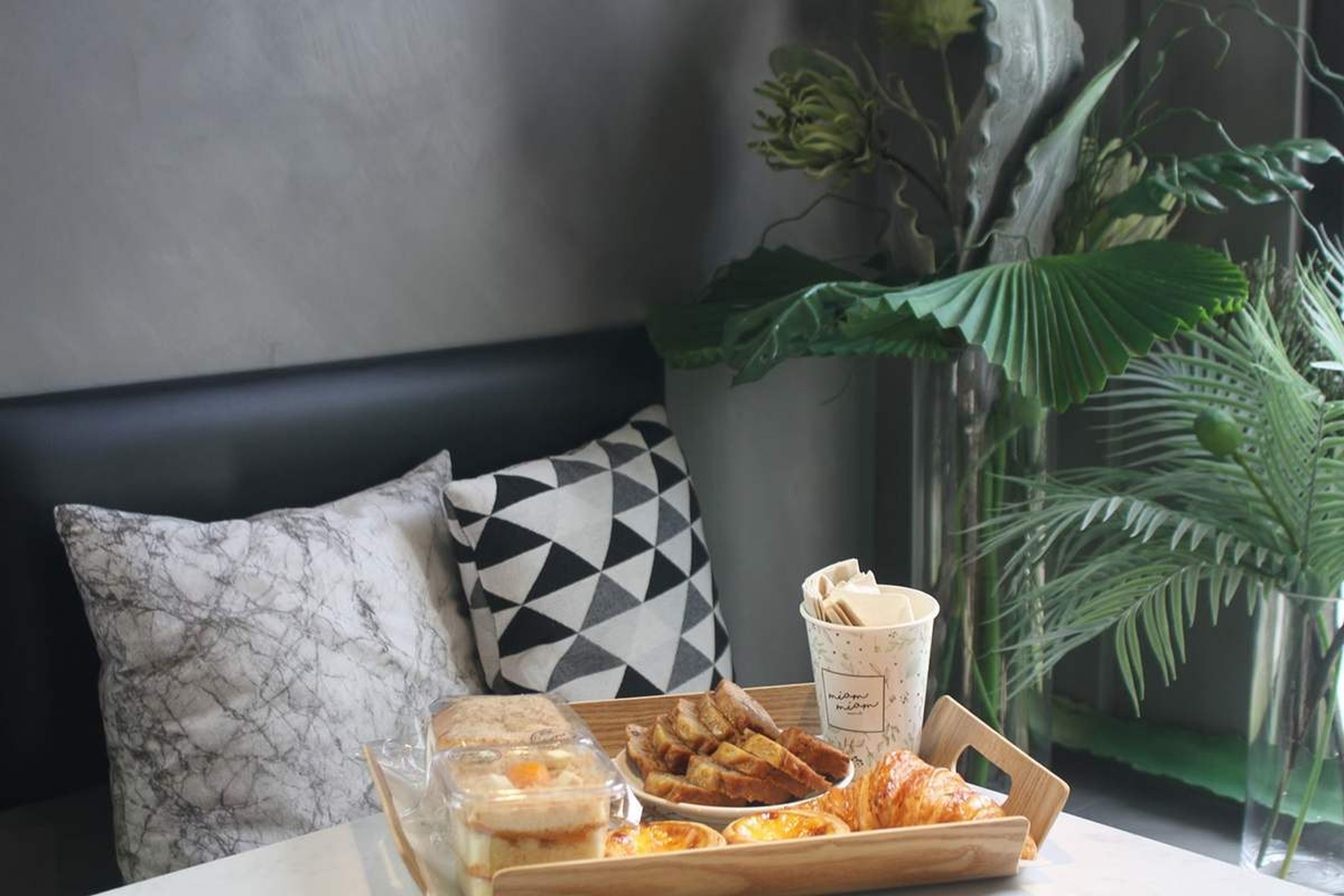 Miam Miam Bread & Cafe - Tiệm bánh trà mộng mơ - Hình 14