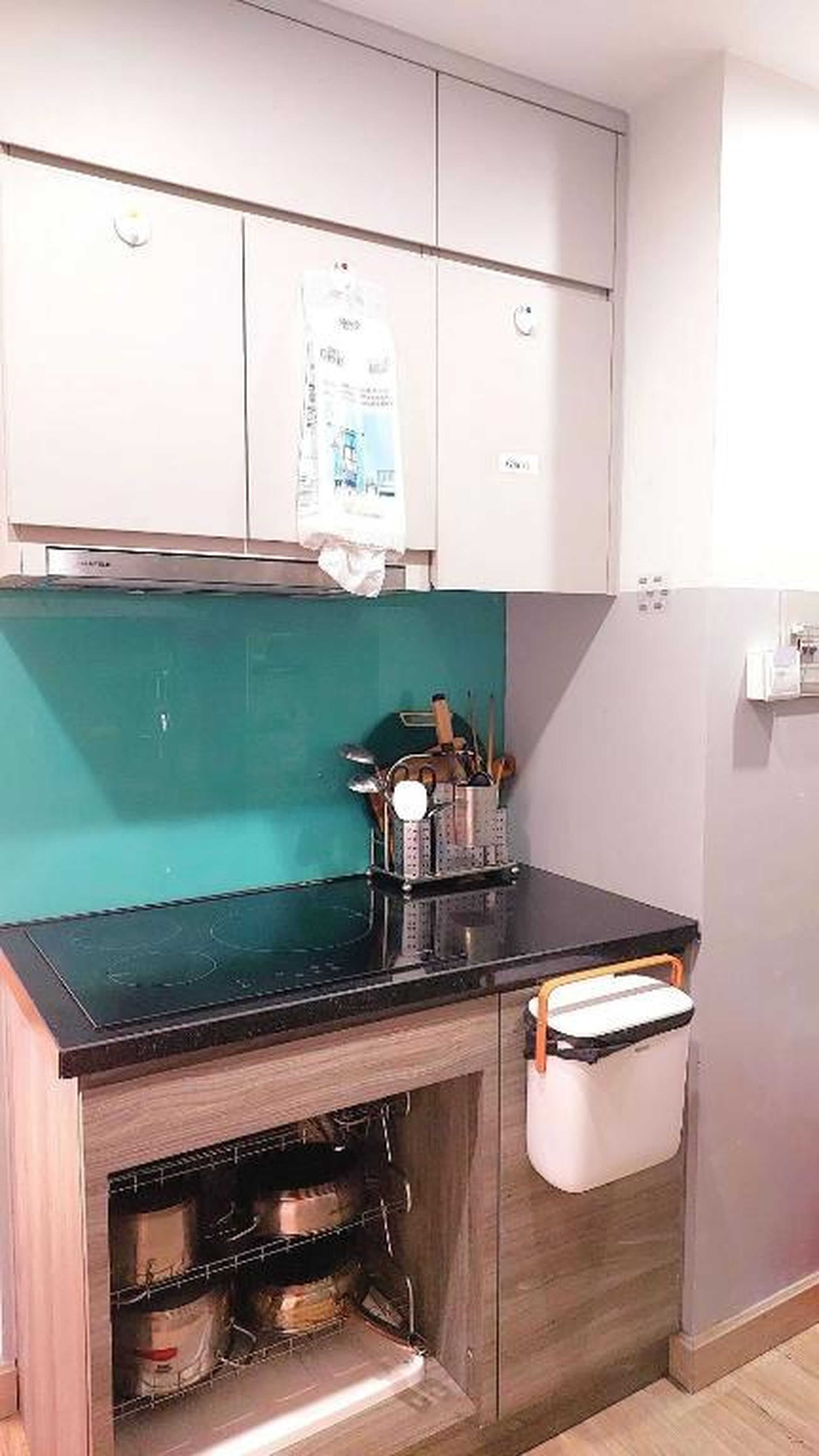 Sweet Home - Homestay apartment system at Citadines Marina Ha Long building - Hình 37