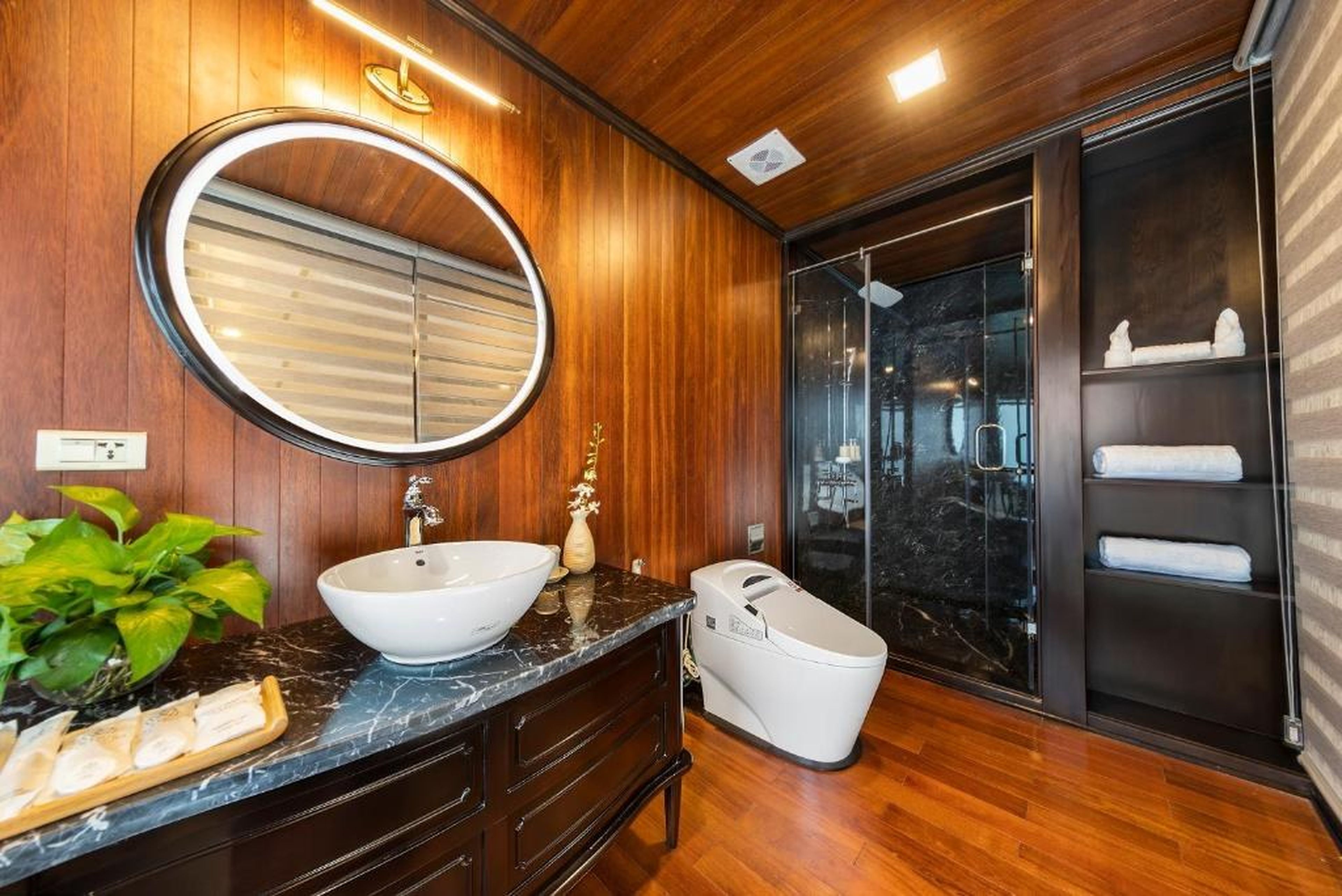 La Regina Legend Cruise - Hình 20